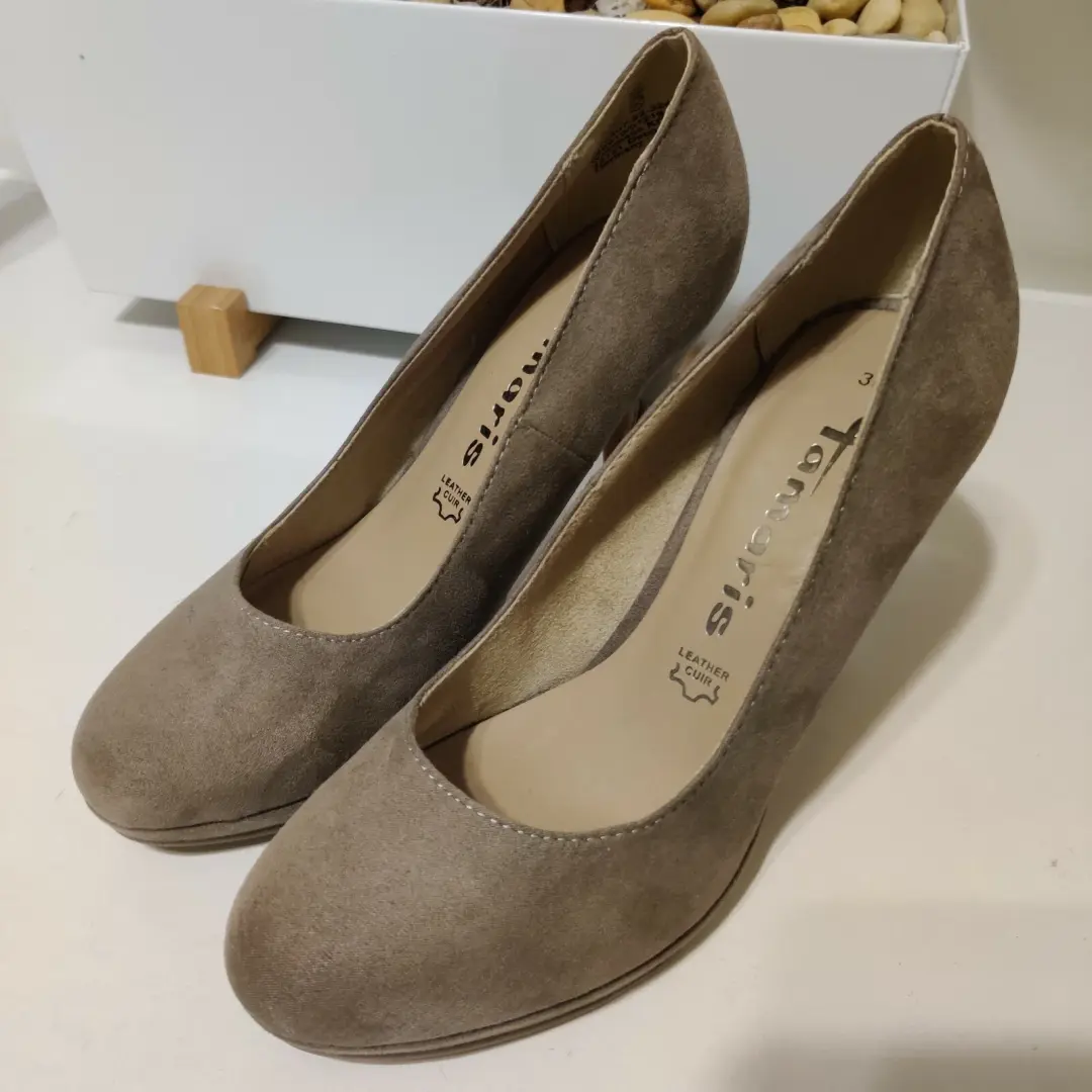 TAMARIS Wortmann KG Taupe 真麂皮绒裸色平台泵 36 欧盟德国制造-