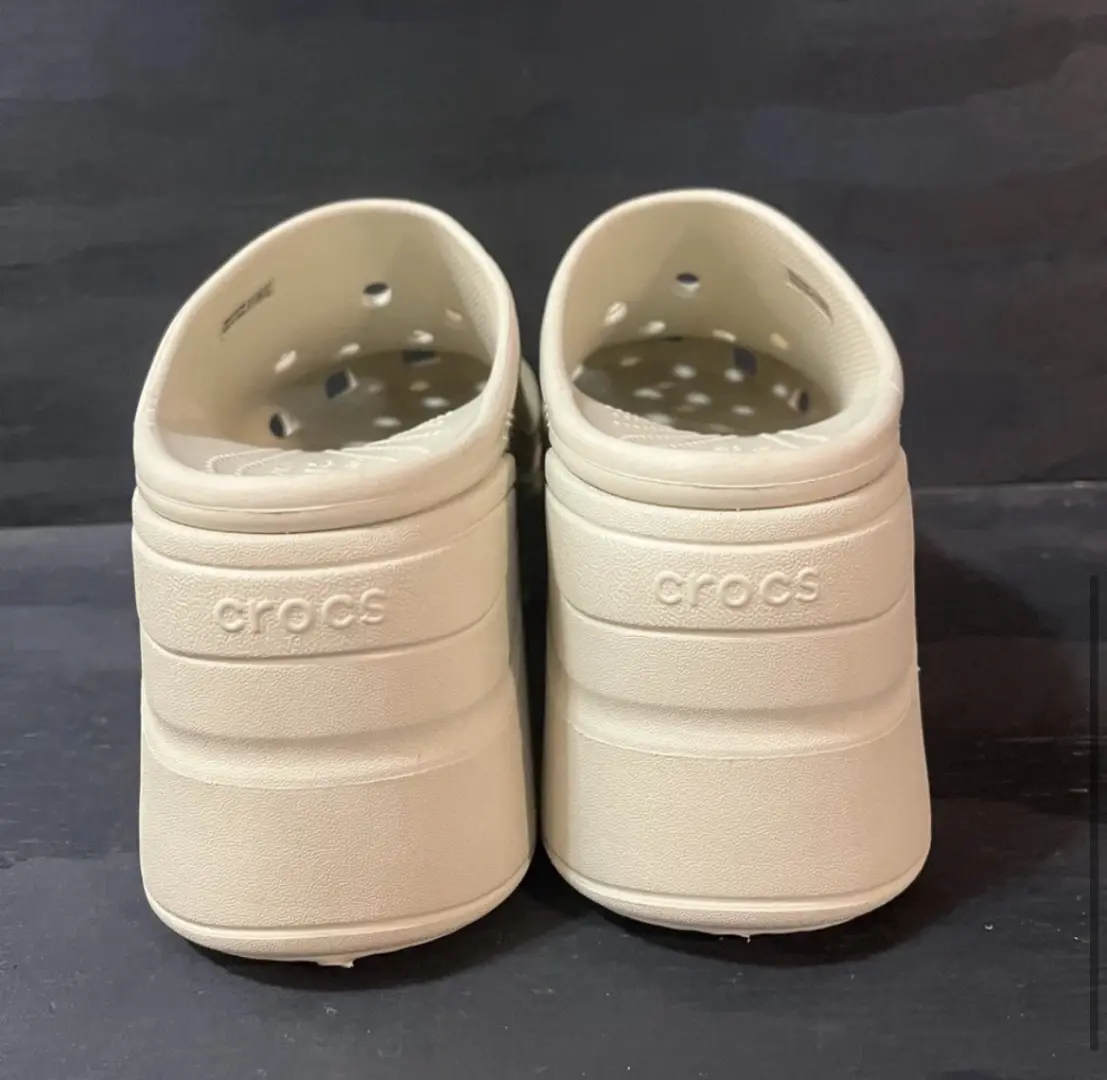 Crocs Siren 女式 12 码男式 10 码厚底高跟鞋木屐米色-