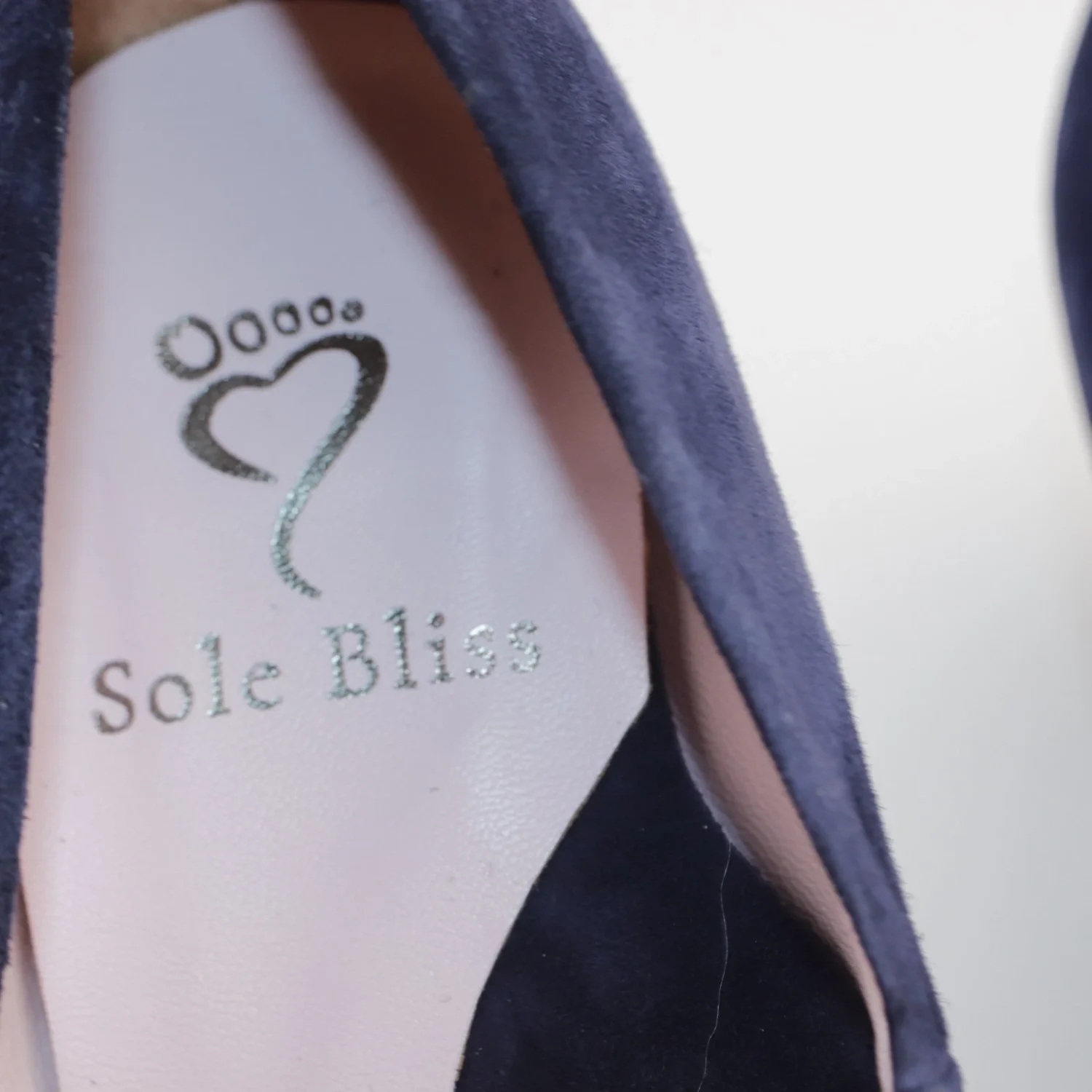 Sole Bliss 女式英格丽高跟鞋 37 6 码宽版海军蓝麂皮绒尖跟鞋-