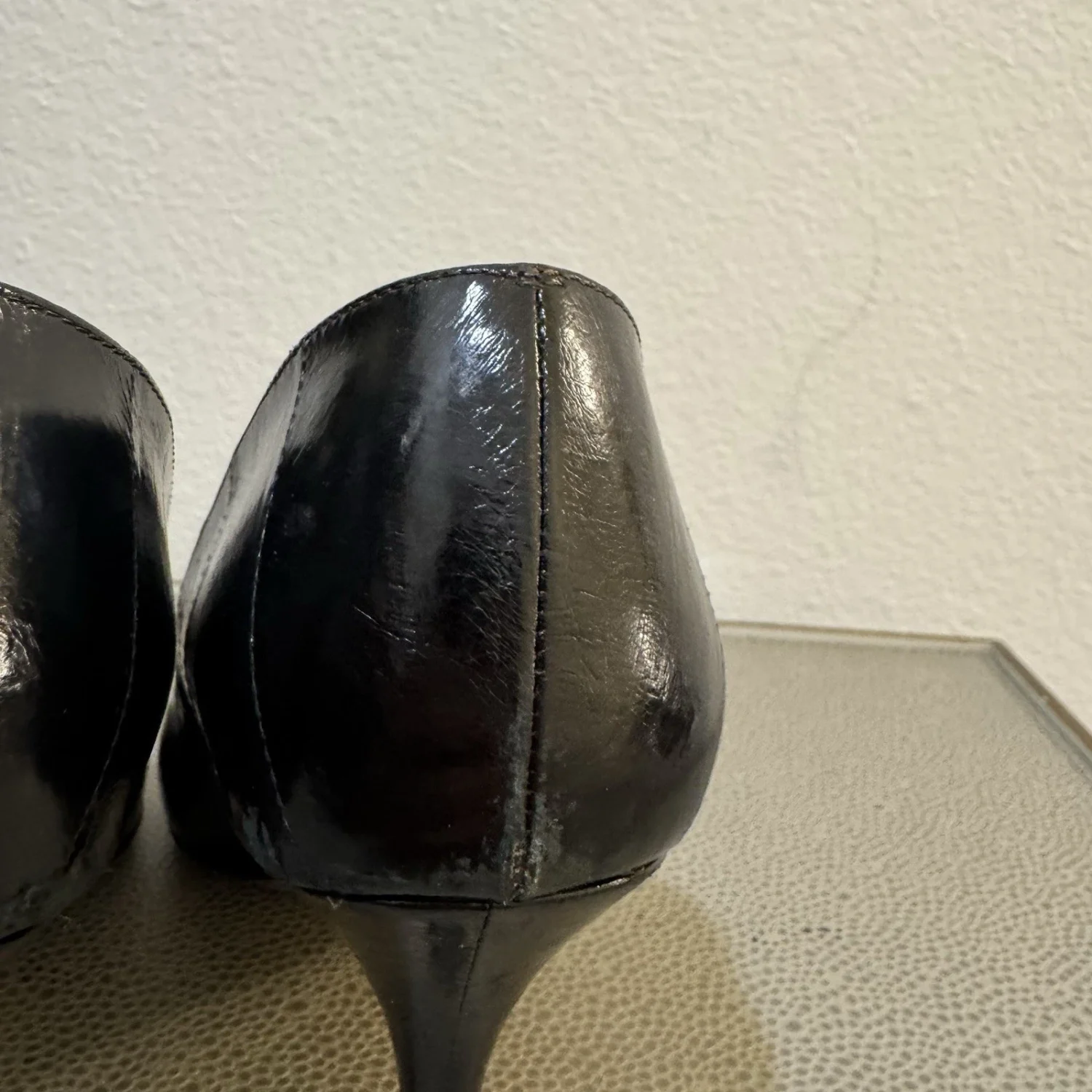 正品 JIMMY CHOO 黑色鳗鱼皮浅口鞋 38.5-