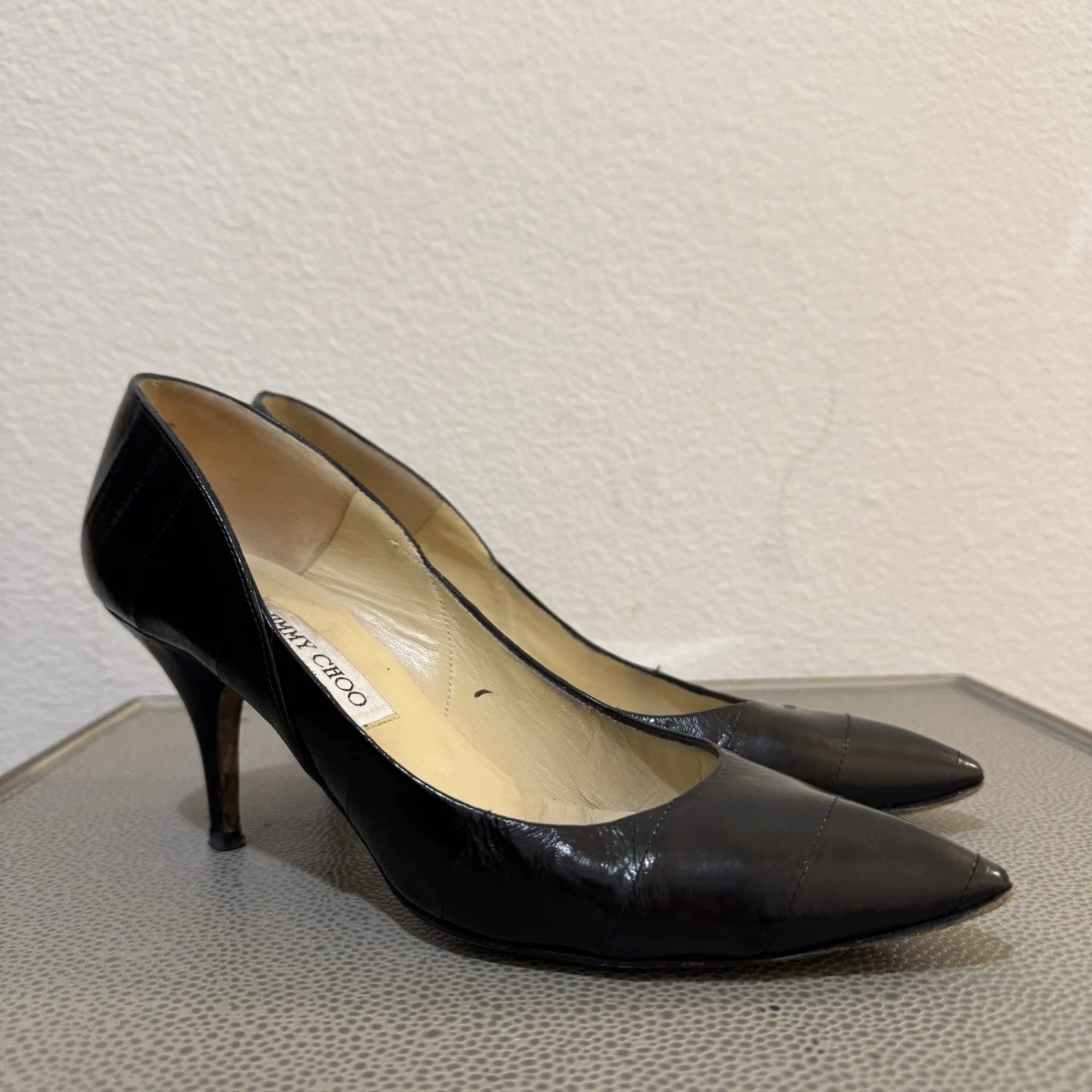 正品 JIMMY CHOO 黑色鳗鱼皮浅口鞋 38.5-