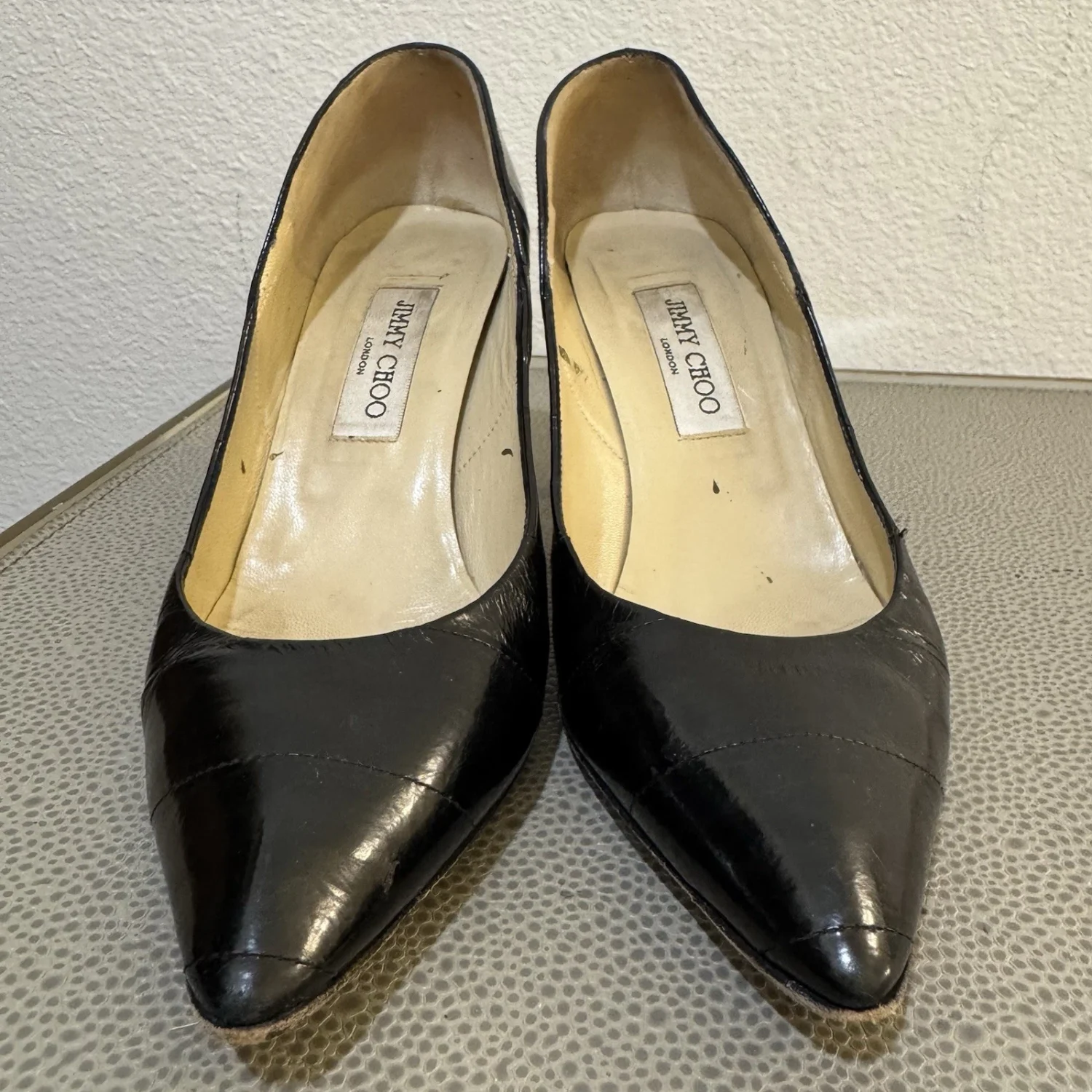 正品 JIMMY CHOO 黑色鳗鱼皮浅口鞋 38.5-