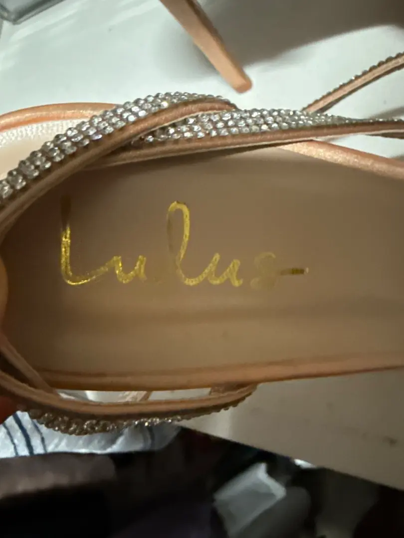 Lulus水钻蝴蝶结高跟鞋-