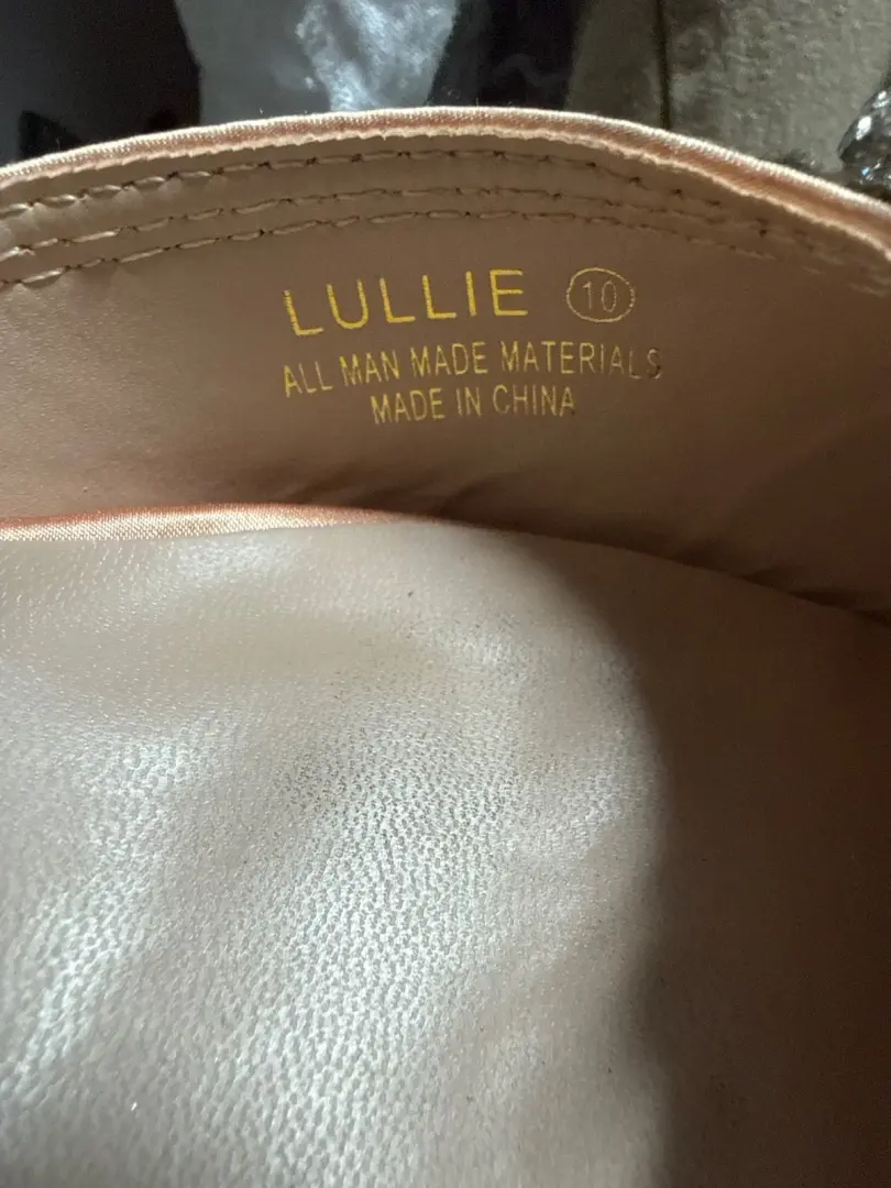 Lulus水钻蝴蝶结高跟鞋-