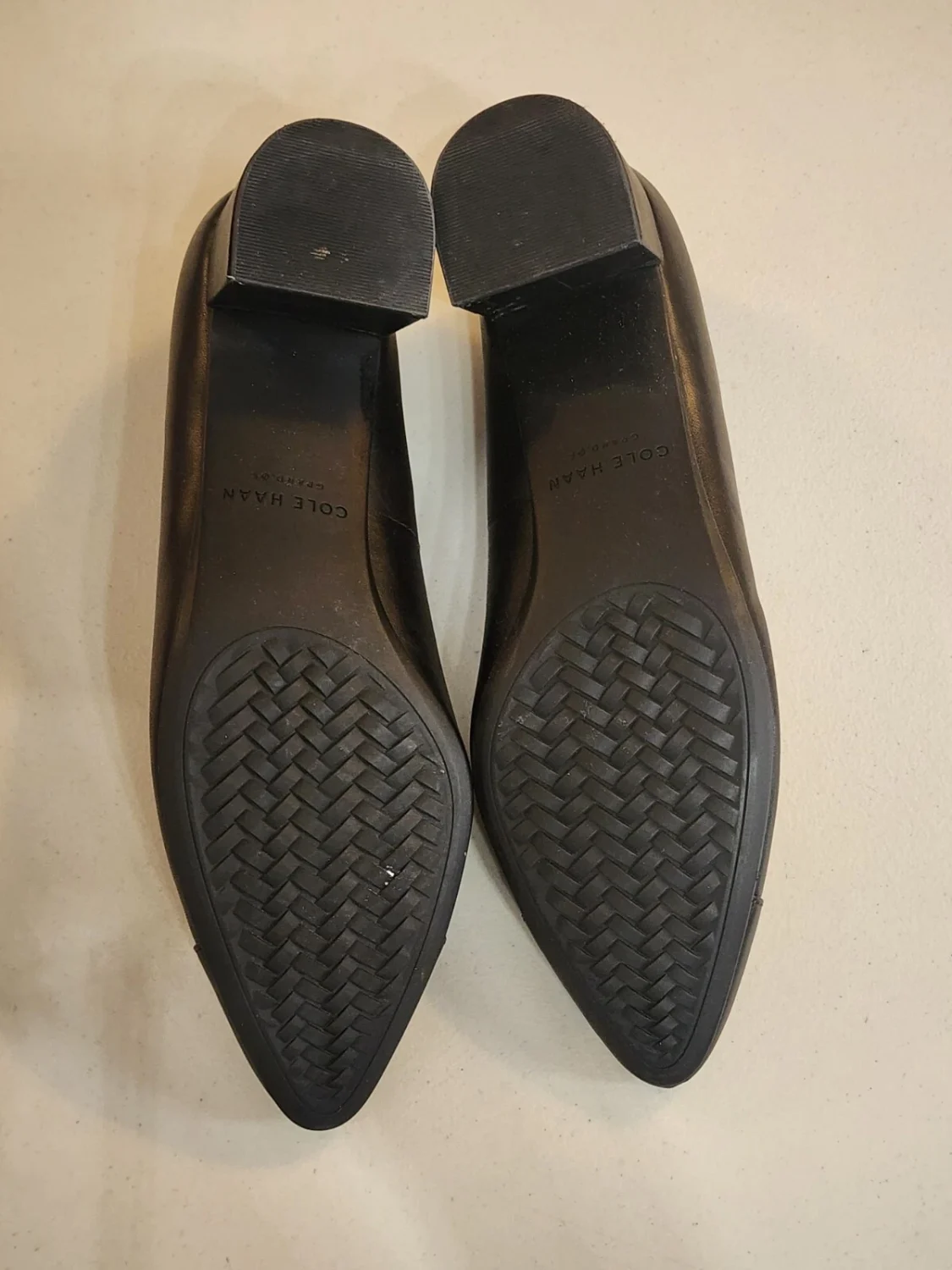 Cole Haan The Go-To 黑色防水皮革高跟鞋尖头 9 码-