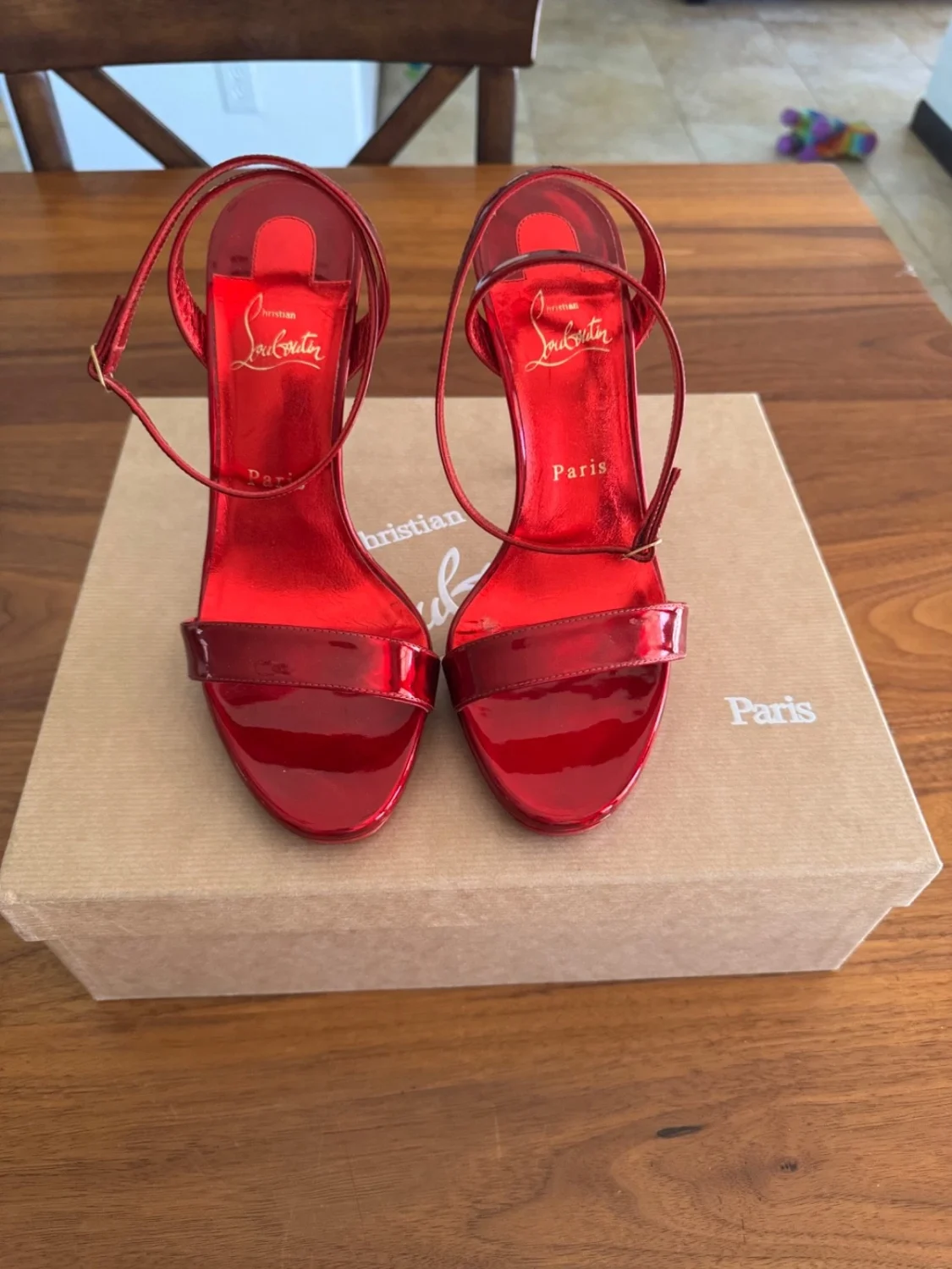 Louboutin Loubi Queen 120 金属红色/路易红色 39 码,专利通灵衬里-