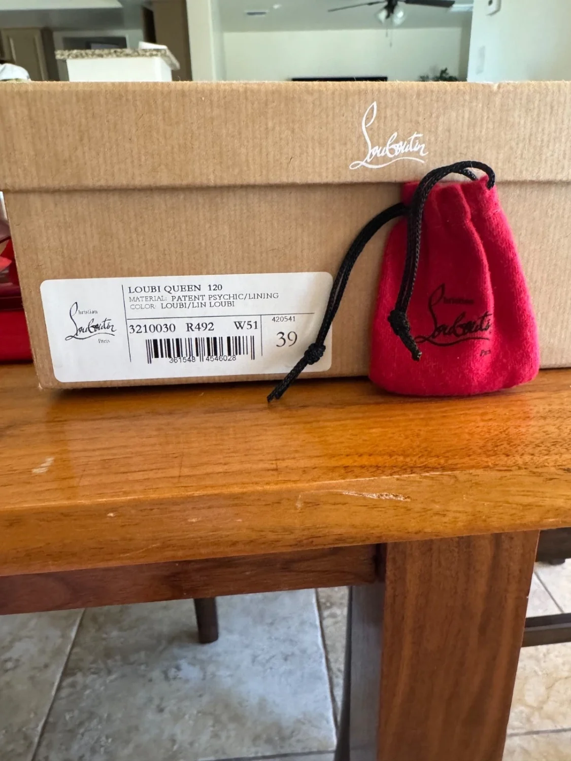 Louboutin Loubi Queen 120 金属红色/路易红色 39 码,专利通灵衬里-