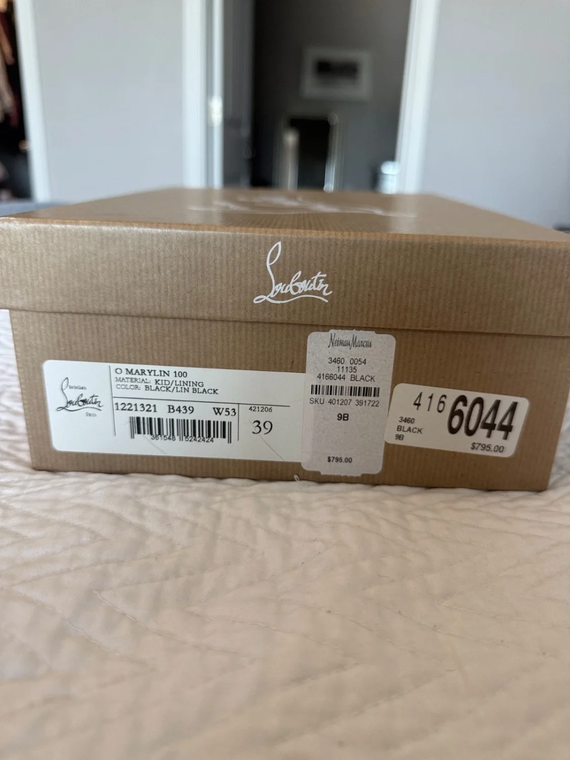 Christian Louboutin 黑色玛丽莲高跟鞋 39 码,状况完好带盒-