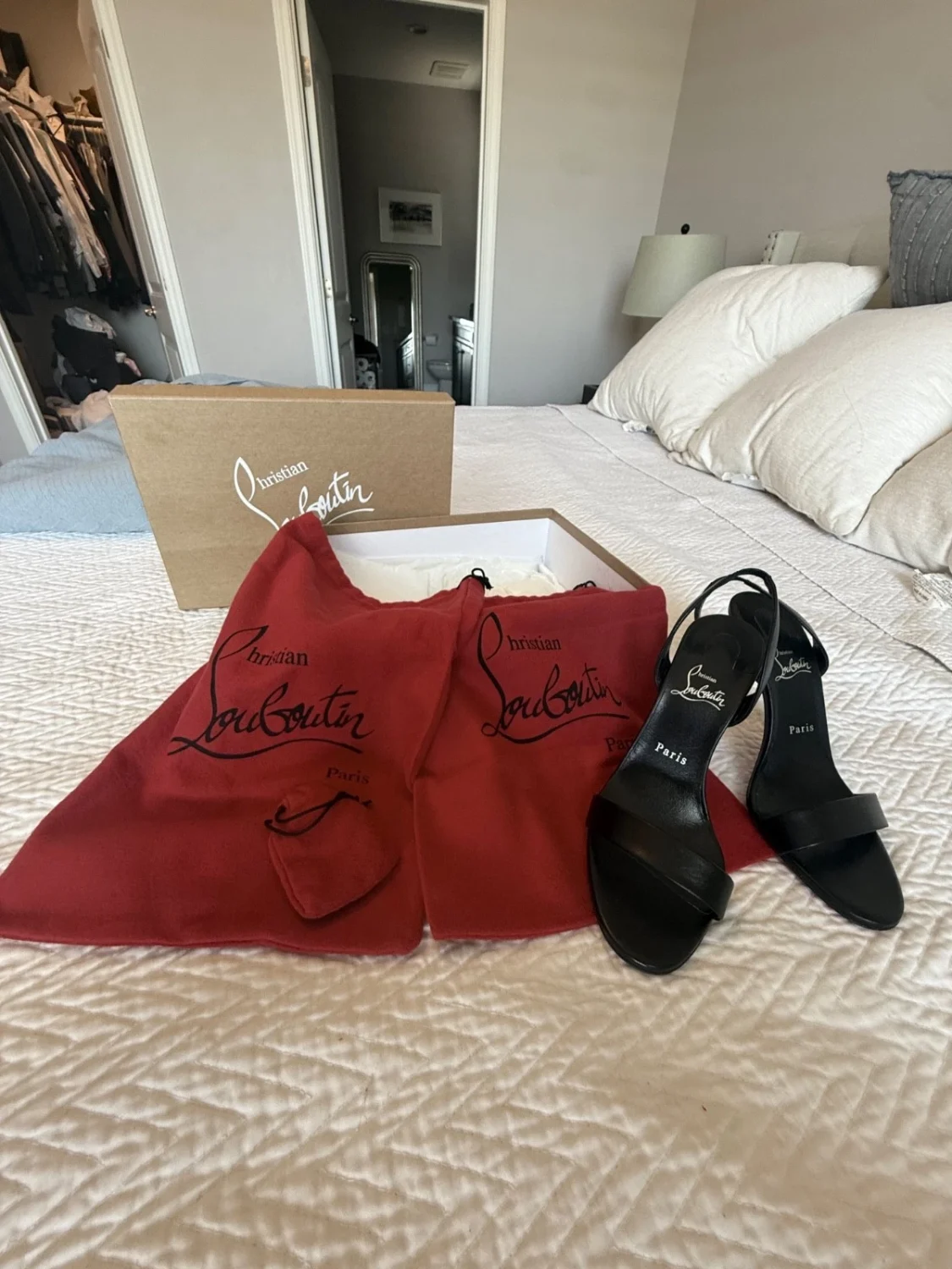 Christian Louboutin 黑色玛丽莲高跟鞋 39 码,状况完好带盒-