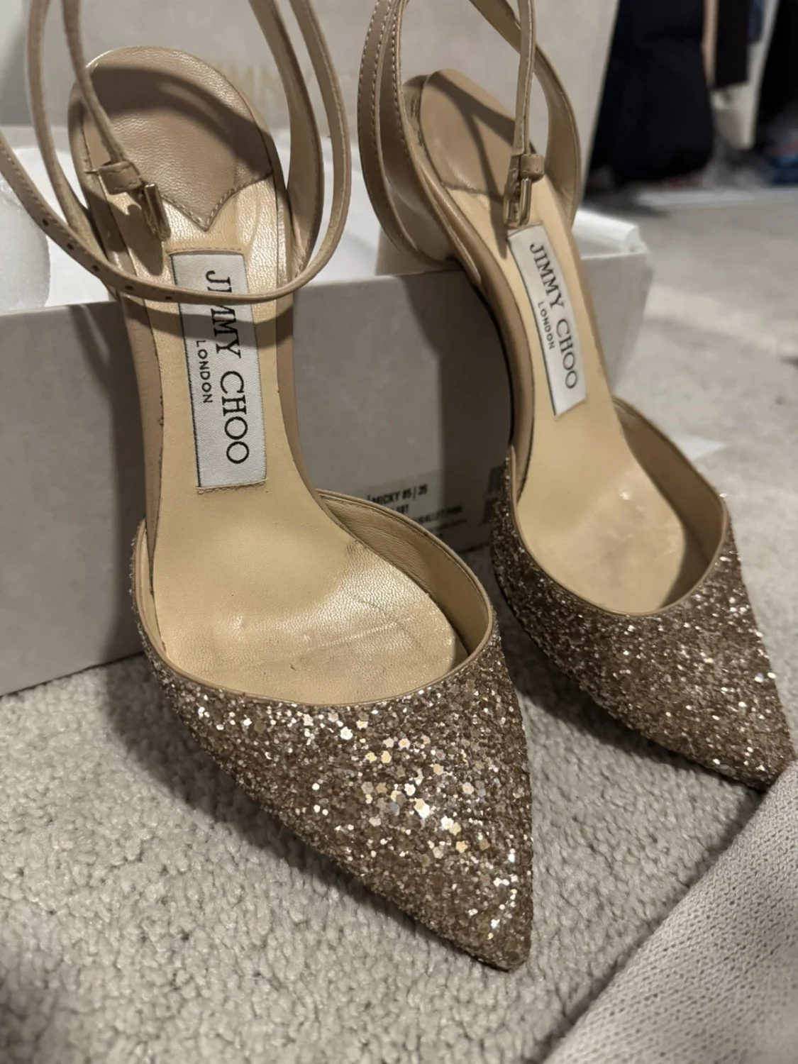 Jimmy Choo 35