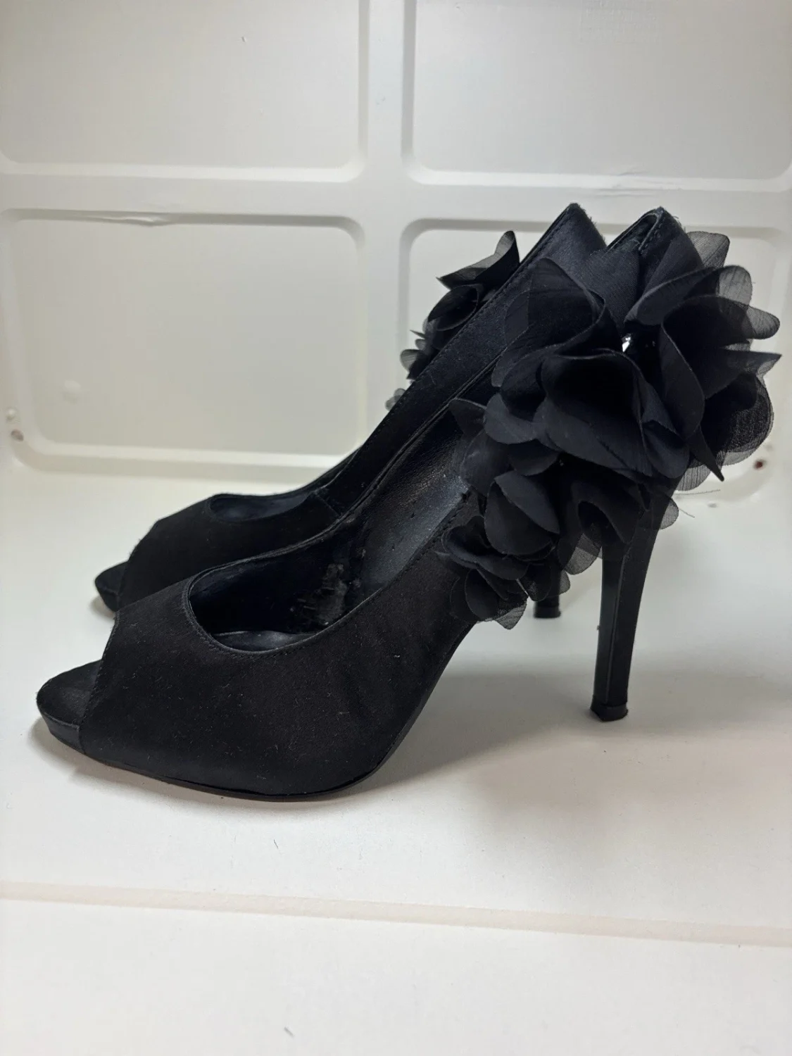 Nine West Black Floral Peep-Toe Pumps with Fabric Rosette