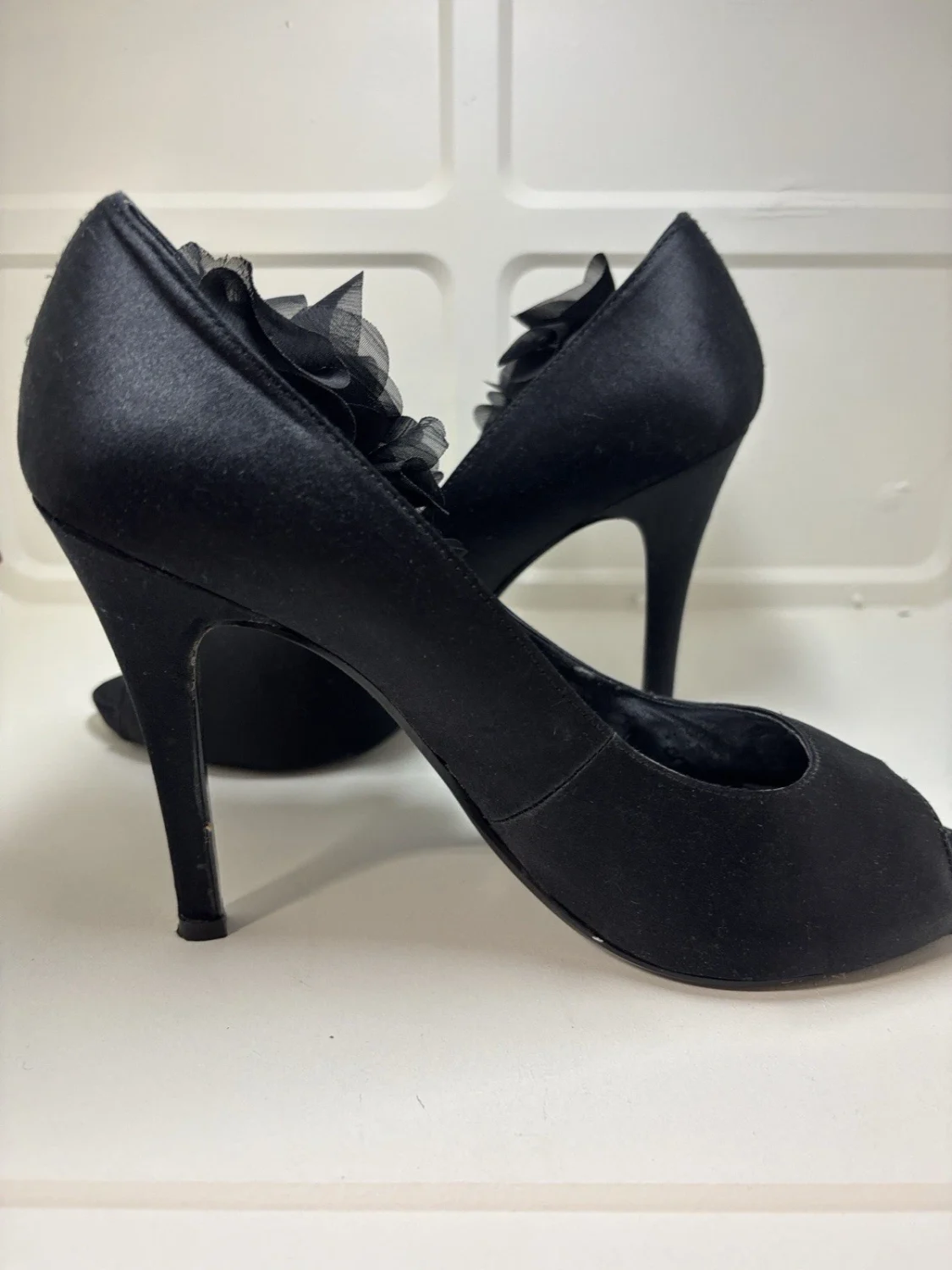 Nine West Black Floral Peep-Toe Pumps with Fabric Rosette