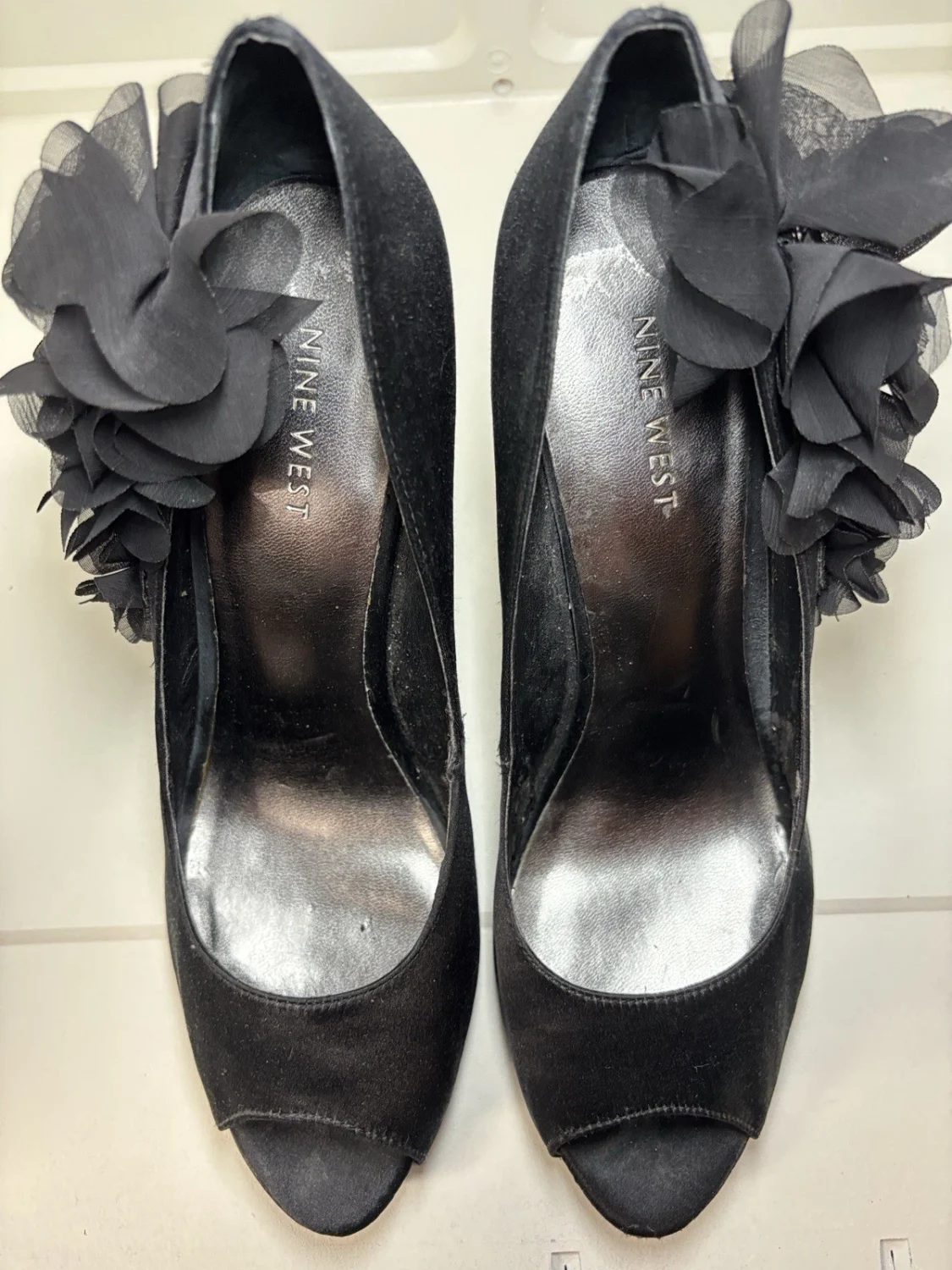 Nine West Black Floral Peep-Toe Pumps with Fabric Rosette