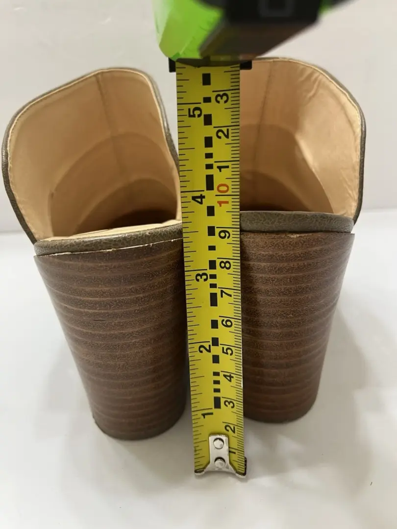 Ccocci Faith Mules 粗木粗跟棕褐色女式 9 个镂空-