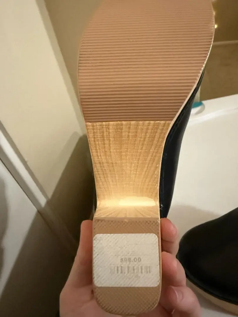 中国洗衣黑色皮革厚底堵塞穆勒鞋-