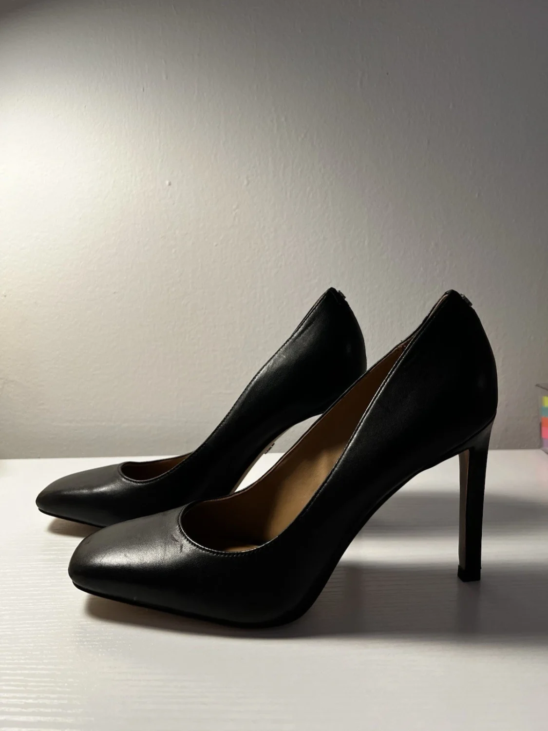 Sam Edelman 黑色皮革方头细高跟鞋女式 7 码使用一次-
