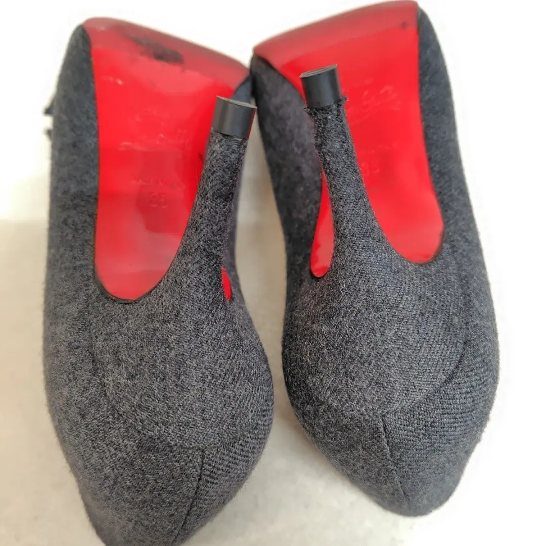 Louboutin 泵 22 厘米羊毛炭带露趾 35-