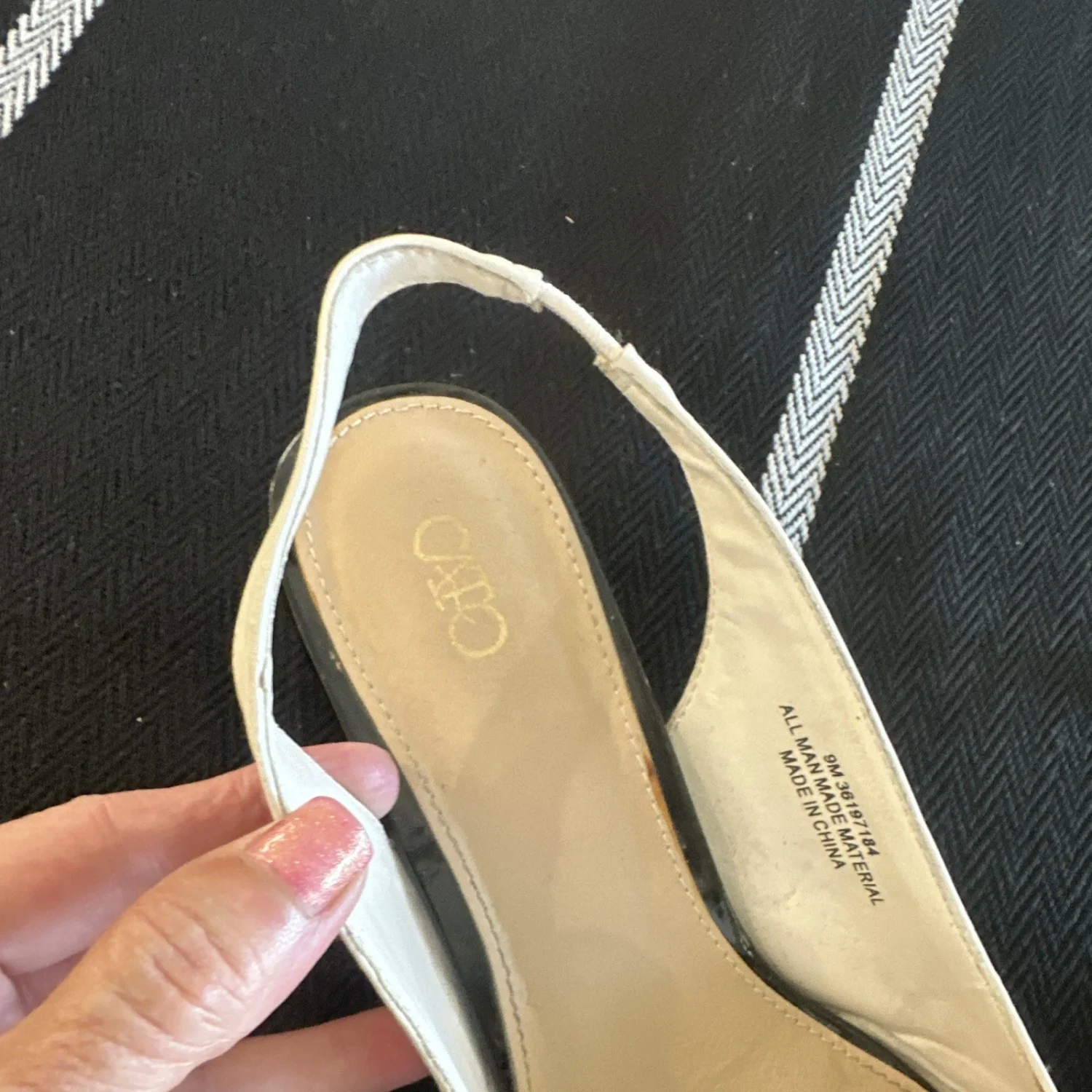ALDO 灰色白色比例露跟尖头高跟鞋合成尺寸 9-