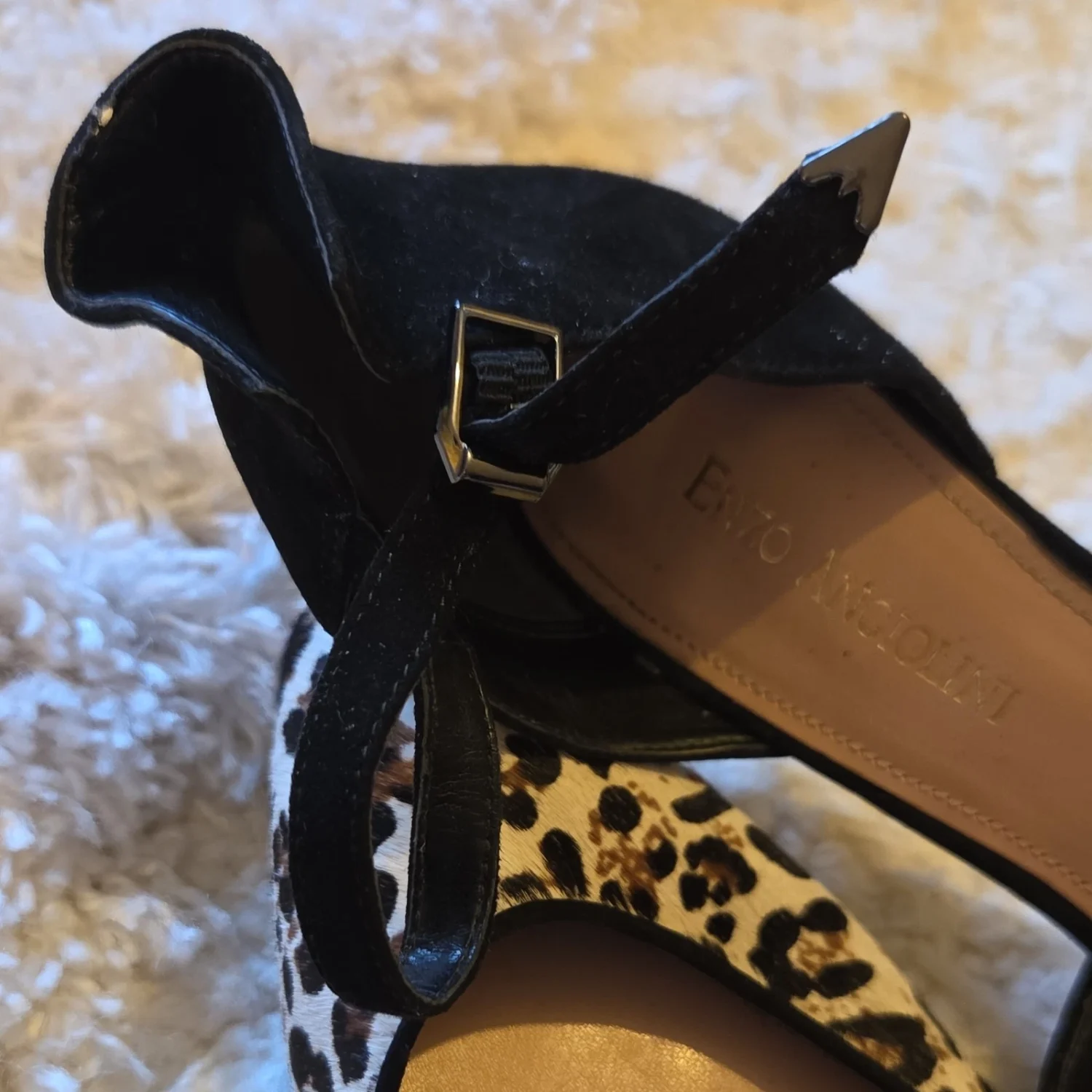 Enzo Angiolini 女式黑色棕色人造麂皮绒动物印花踝带高跟鞋 8.5-