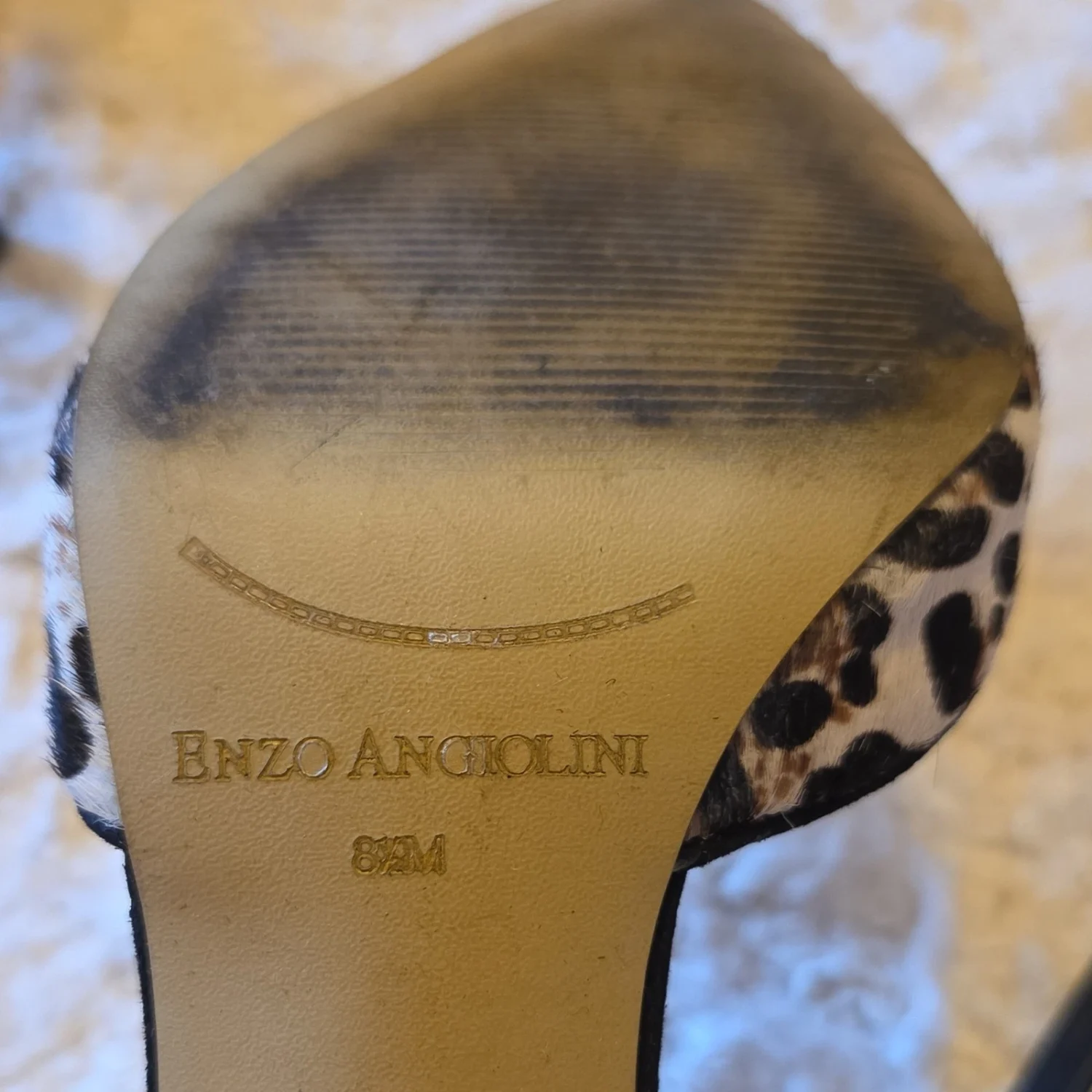 Enzo Angiolini 女式黑色棕色人造麂皮绒动物印花踝带高跟鞋 8.5-