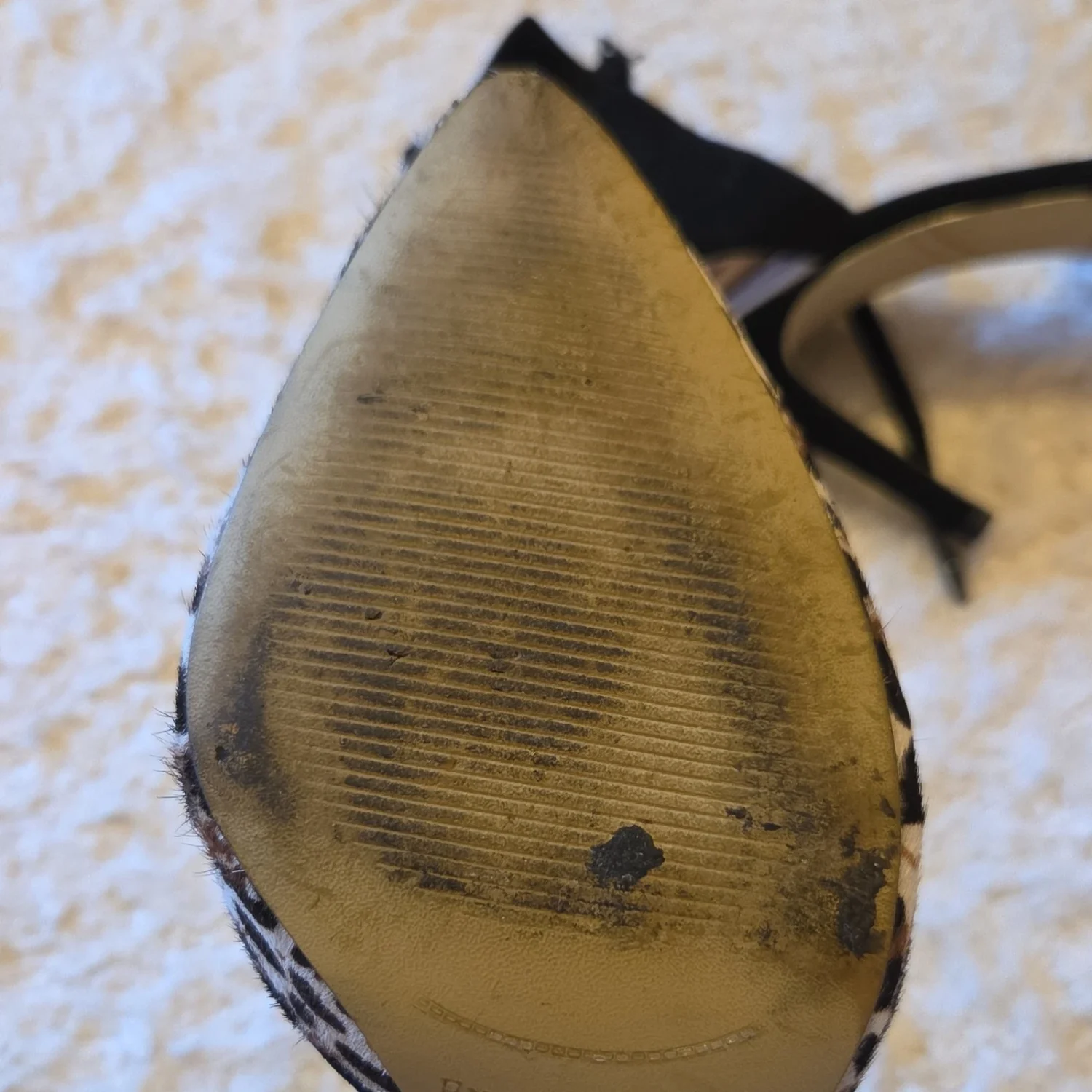 Enzo Angiolini 女式黑色棕色人造麂皮绒动物印花踝带高跟鞋 8.5-