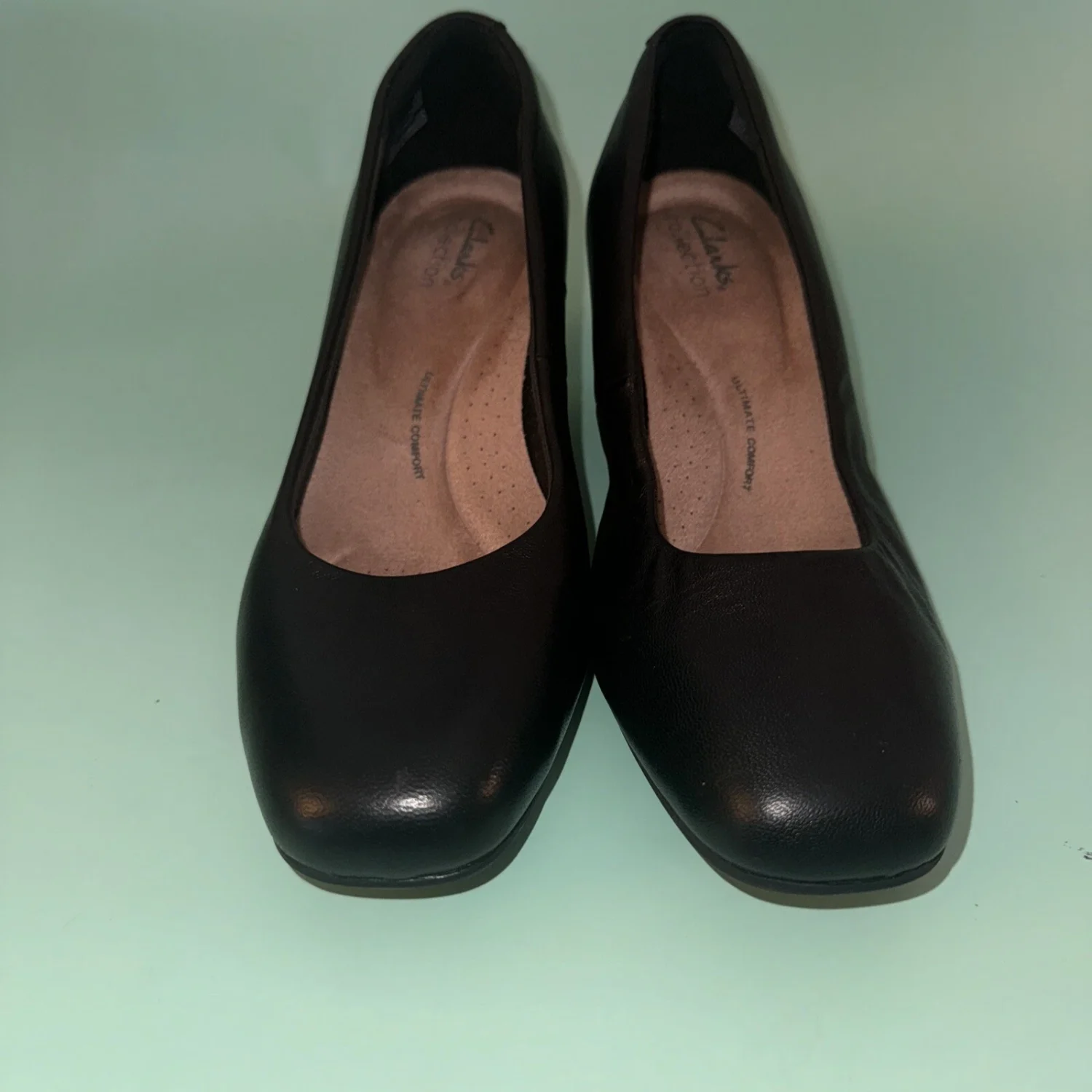 Clarks Kendall 爱尔兰黑色高跟鞋 独特鞋跟 6.5 M-