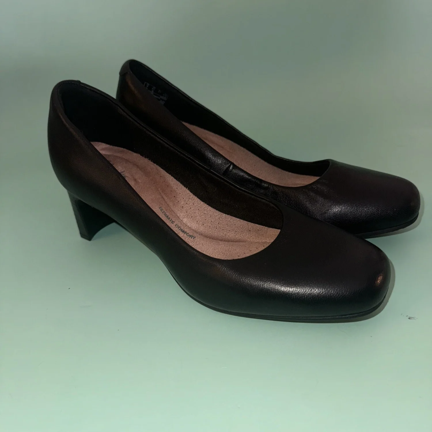 Clarks Kendall 爱尔兰黑色高跟鞋 独特鞋跟 6.5 M-