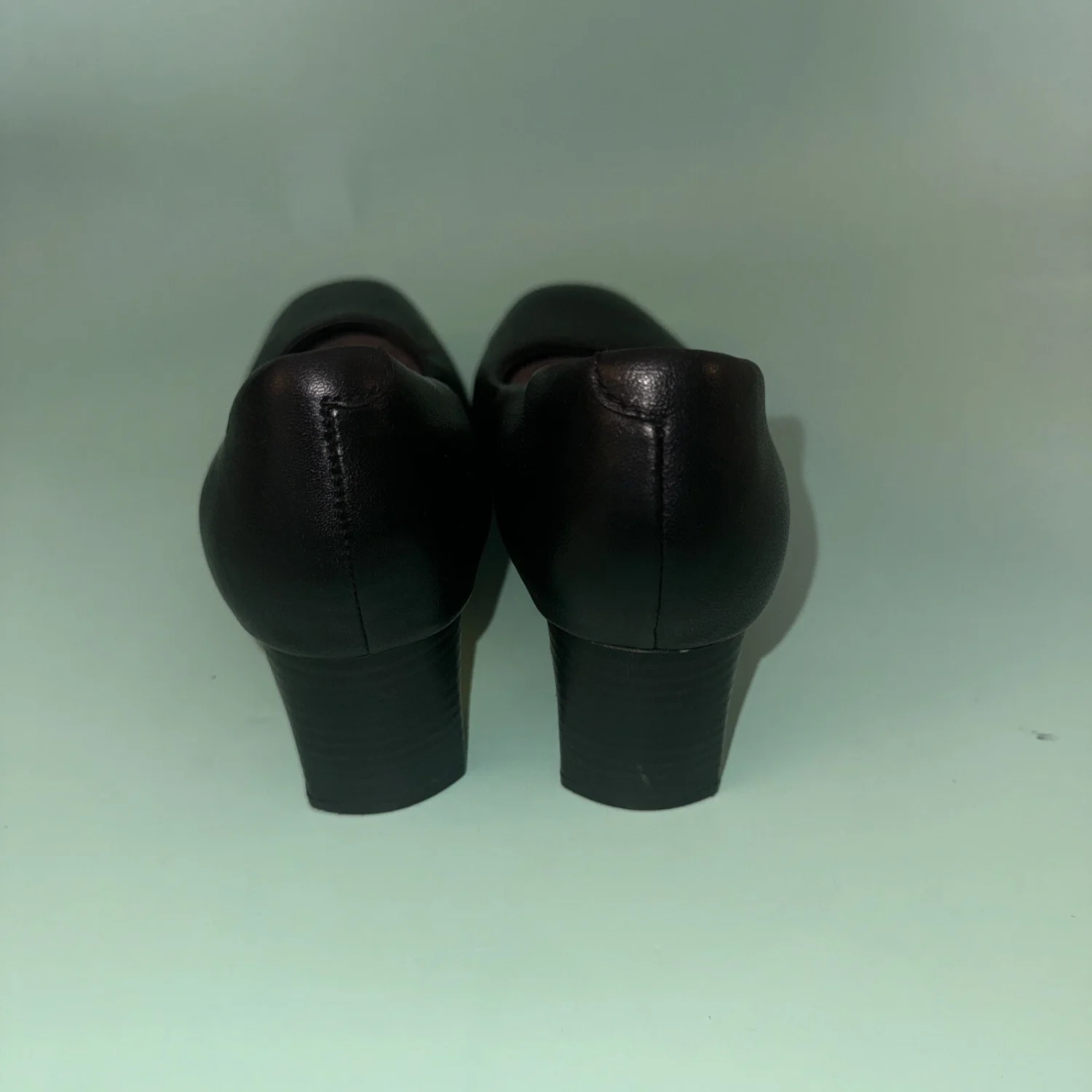 Clarks Kendall 爱尔兰黑色高跟鞋 独特鞋跟 6.5 M-