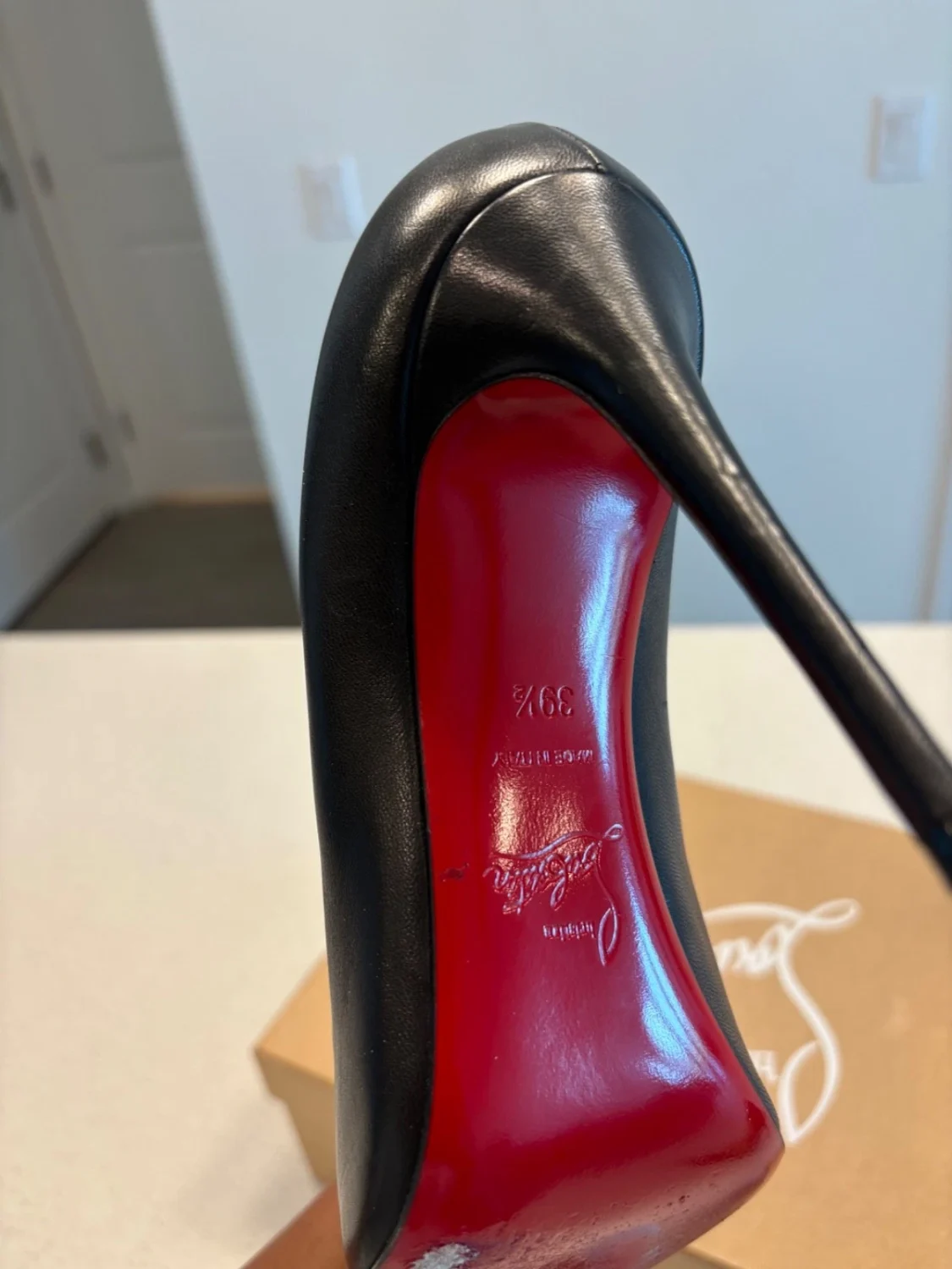39.5 (9.5) 码 Christian Louboutin Pigalle 100 毫米 Nappa 皮革高跟鞋-