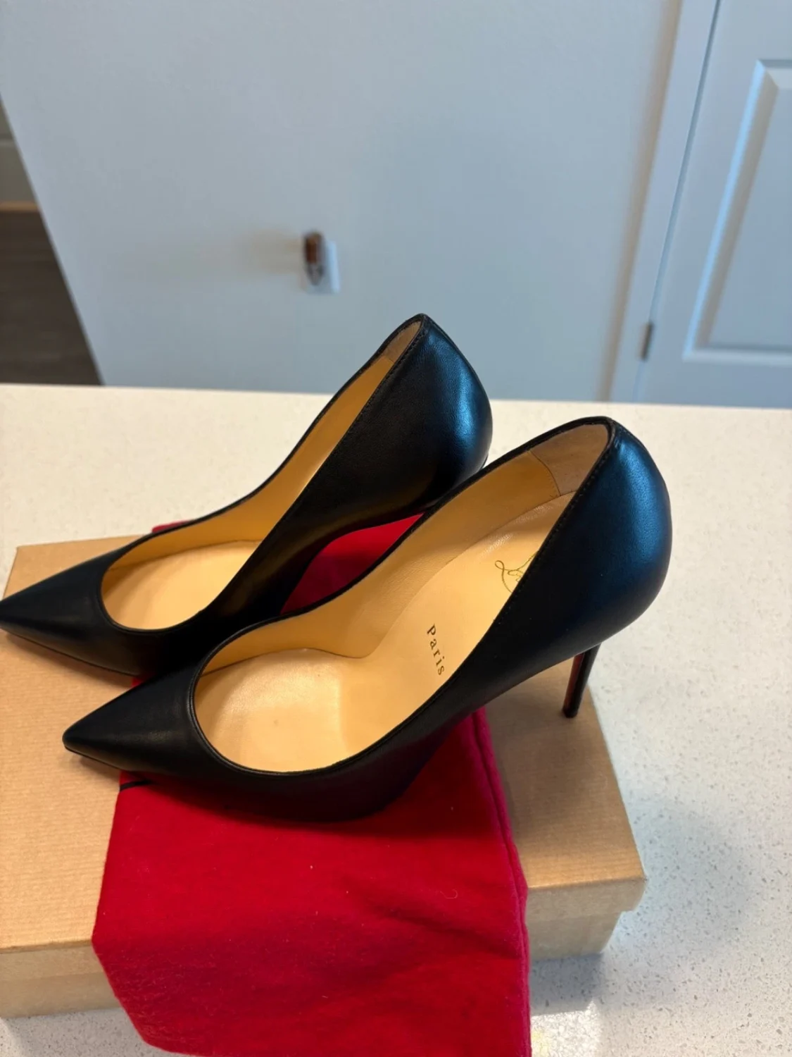 39.5 (9.5) 码 Christian Louboutin Pigalle 100 毫米 Nappa 皮革高跟鞋-