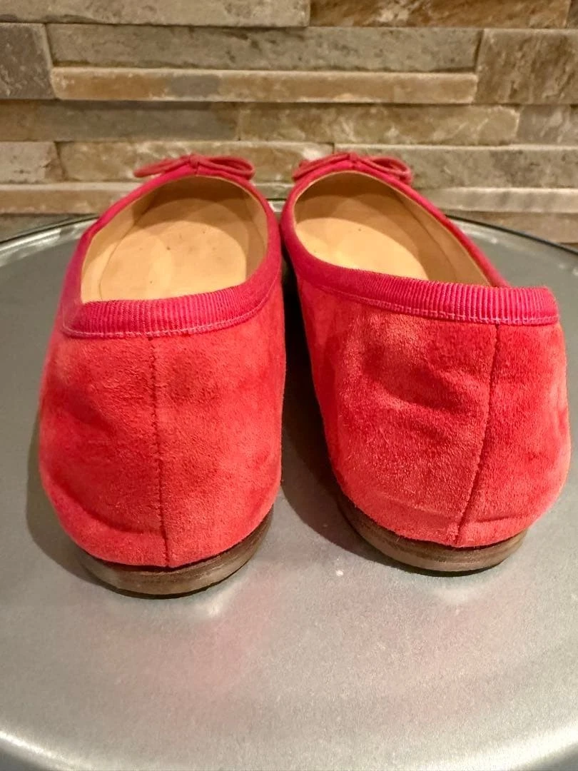 Christian Louboutin 红色麂皮绒芭蕾平底蝴蝶结圆头鞋法国 38 码美国-
