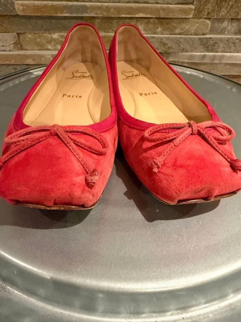 Christian Louboutin 红色麂皮绒芭蕾平底蝴蝶结圆头鞋法国 38 码美国-
