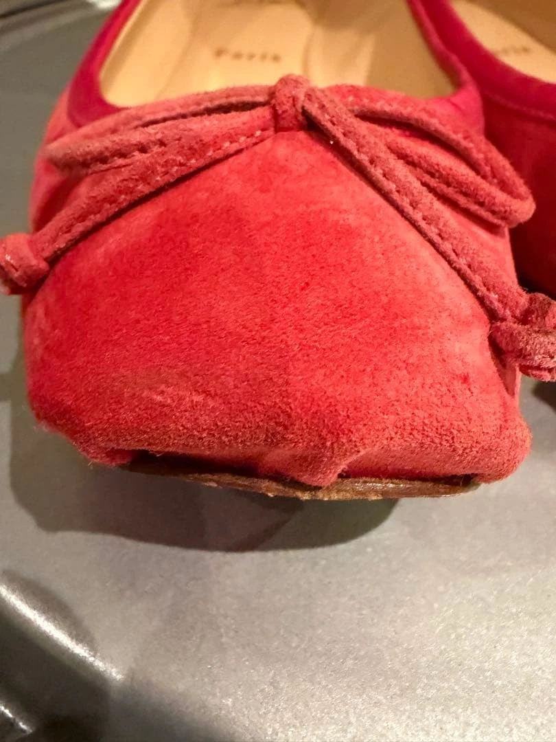 Christian Louboutin 红色麂皮绒芭蕾平底蝴蝶结圆头鞋法国 38 码美国-