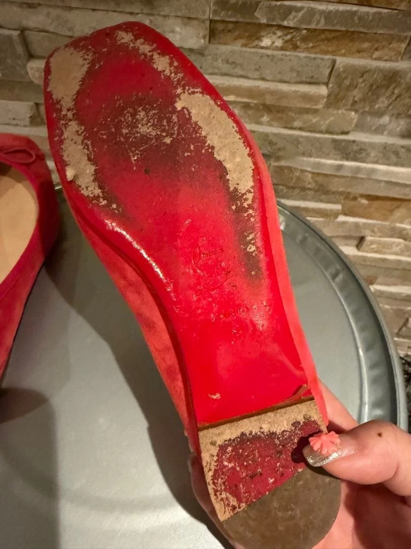 Christian Louboutin 红色麂皮绒芭蕾平底蝴蝶结圆头鞋法国 38 码美国-