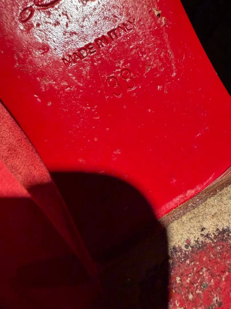 Christian Louboutin 红色麂皮绒芭蕾平底蝴蝶结圆头鞋法国 38 码美国-