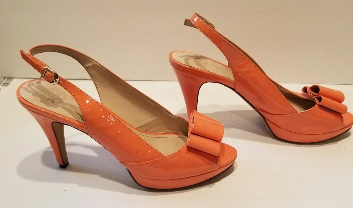 Vince Camuto 女式高跟鞋 8.5 码露背蝴蝶结漆皮阅读下文-
