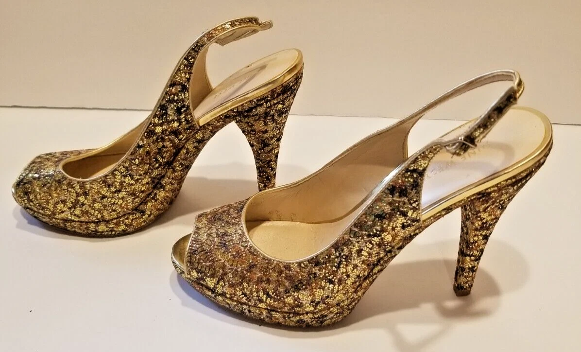 Nine West 女式高跟鞋 Glameron 金色闪亮金属露背厚底 9 码-