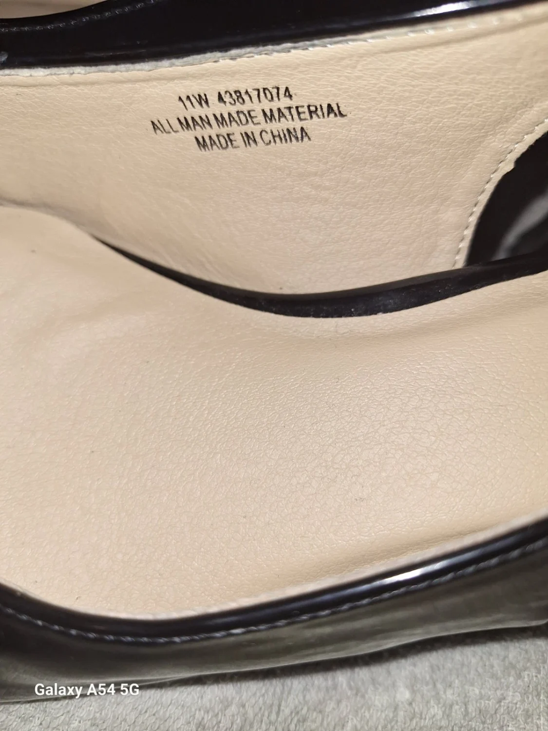 Comfort Plus 黑色露背踝带尖头高跟鞋合成 11W-