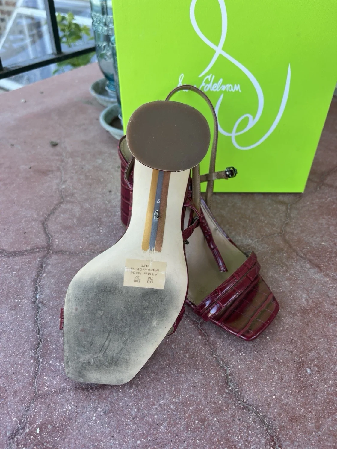 Sam Edelman 鳄鱼纹压花绑带粗跟勃艮第人造皮革-