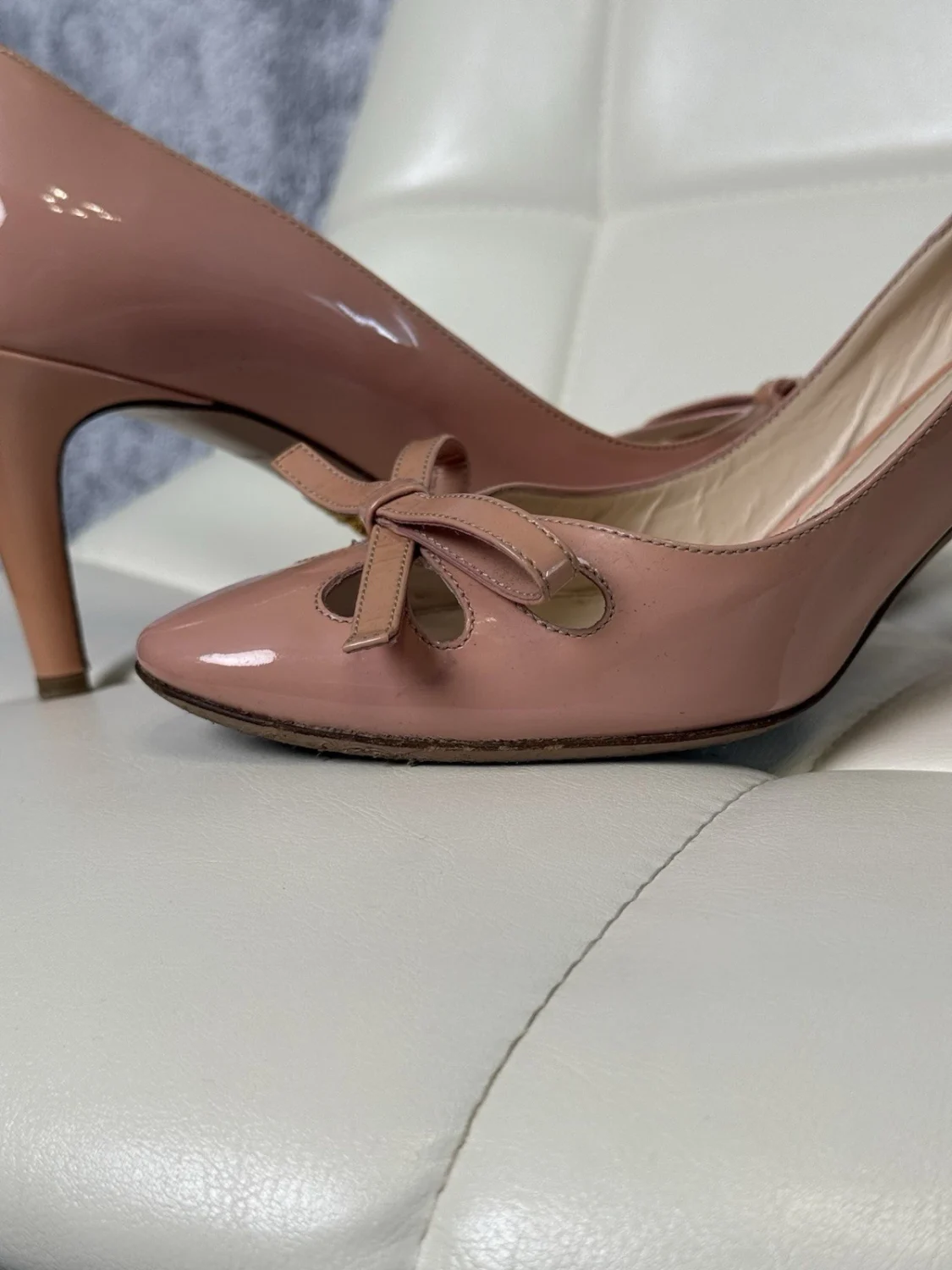 Prada Dusty 粉色漆皮蝴蝶结高跟鞋 39 码-