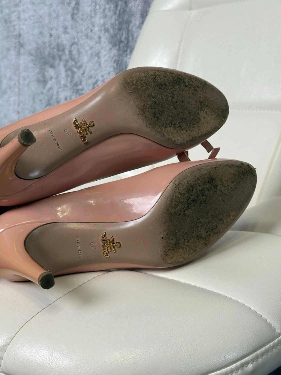 Prada Dusty 粉色漆皮蝴蝶结高跟鞋 39 码-