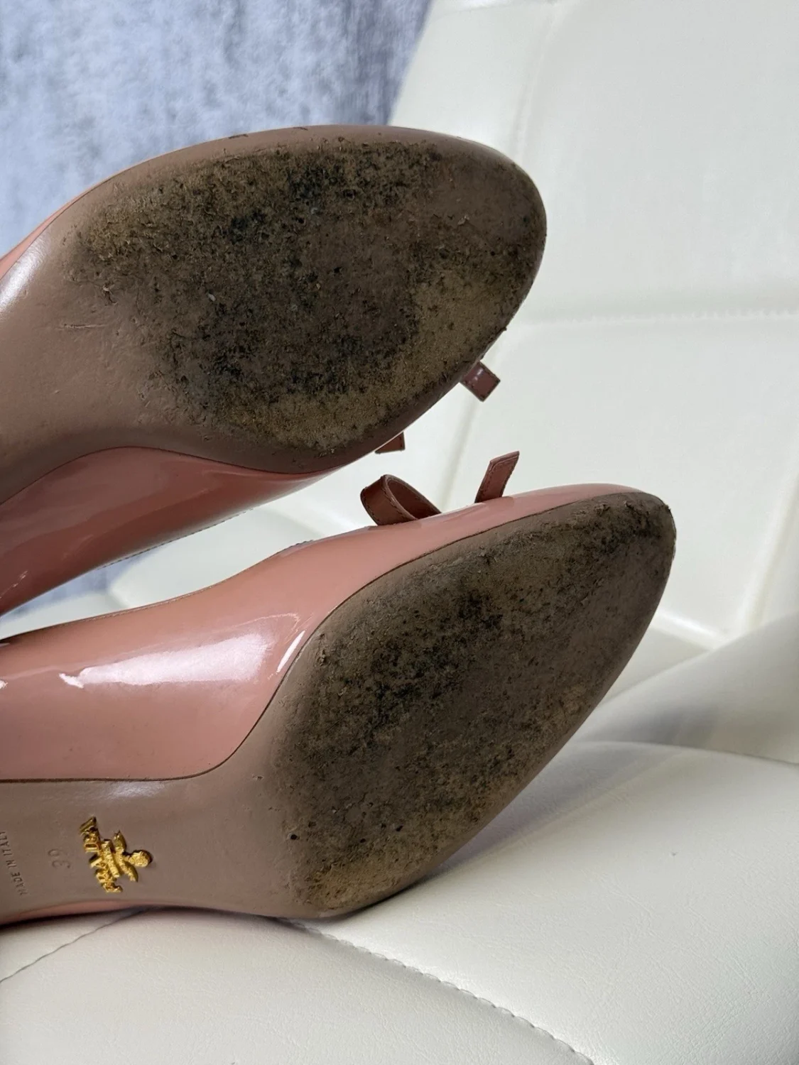 Prada Dusty 粉色漆皮蝴蝶结高跟鞋 39 码-