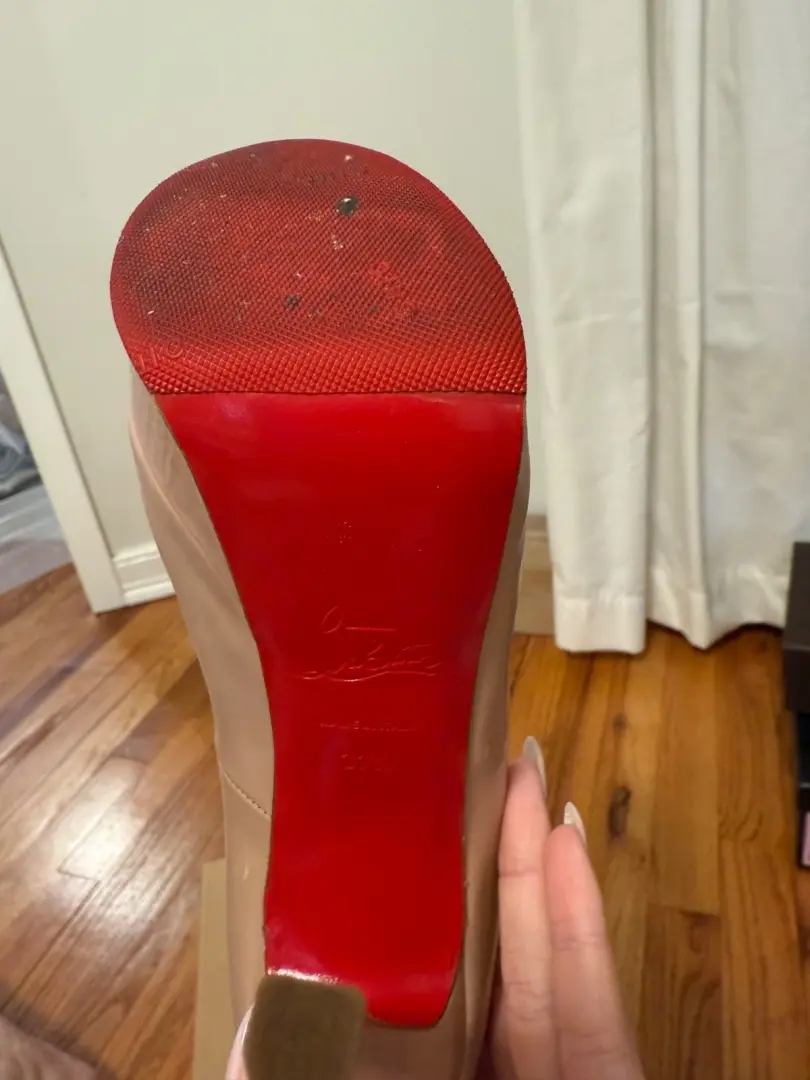 Christian Louboutin Lady Peep 150 裸色专利高跟鞋欧盟 38.5 盒防尘袋-