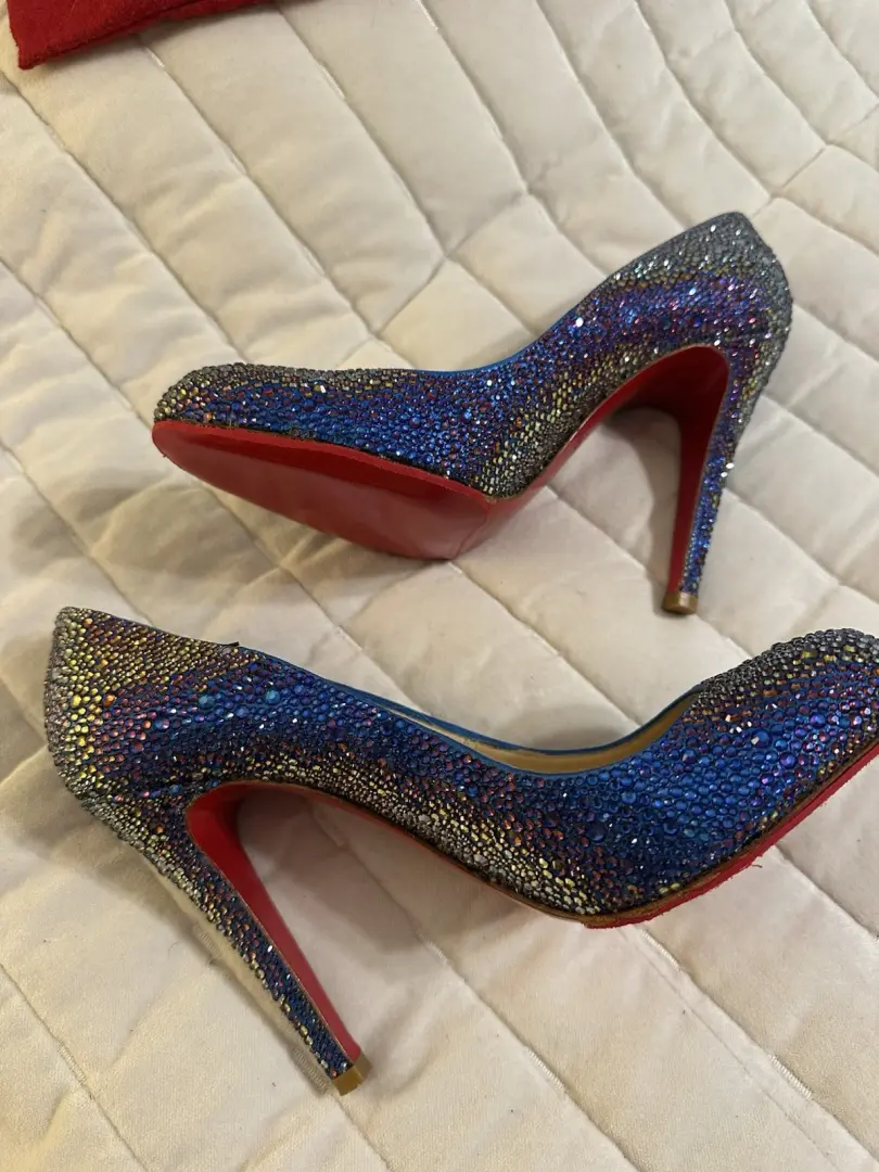 Christian Louboutin 女式 Fifi 紫色 Strass 施华洛世奇高跟鞋 38 码-