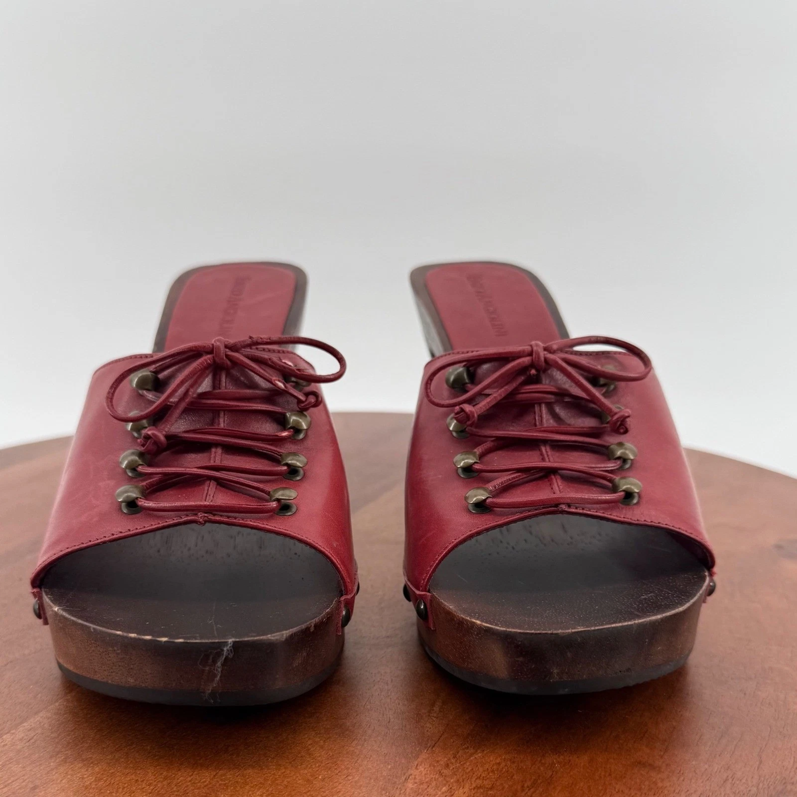 Enzo Angiolini 红色皮革复古木斗篷穆勒鞋镶嵌系带高跟鞋女式 8M-