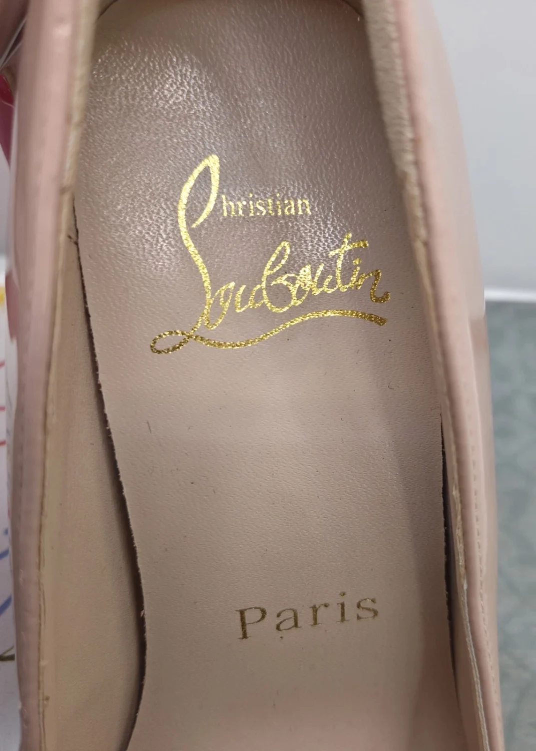 Christian Louboutin Pumps So Kate 漆皮裸色 37 码/7 码运行小号 -