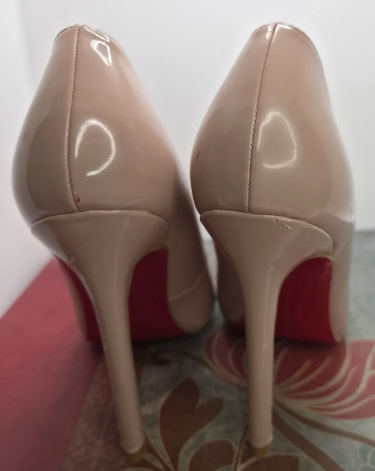 Christian Louboutin Pumps So Kate 漆皮裸色 37 码/7 码运行小号 -