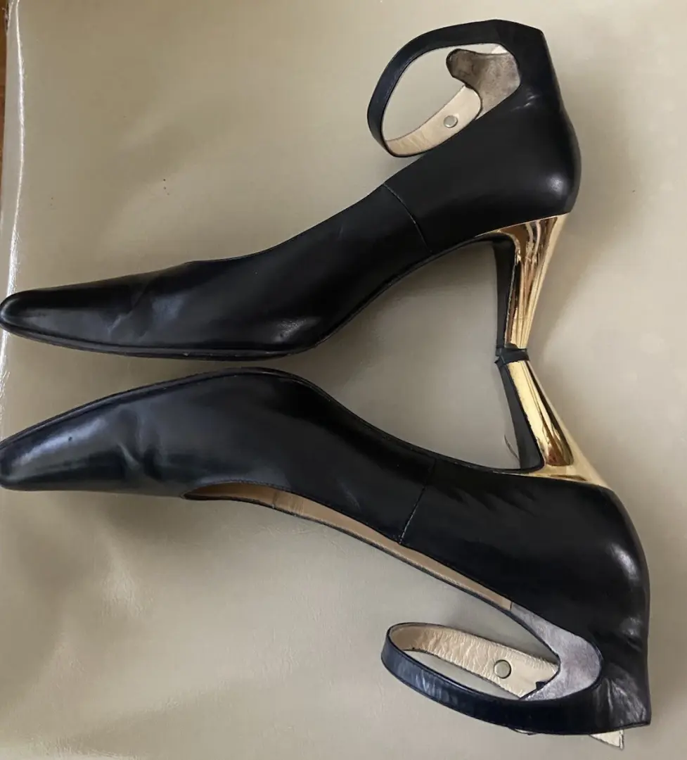 SERGIO ROSSI Vintage Black Ankle Strap Leather Heels 39