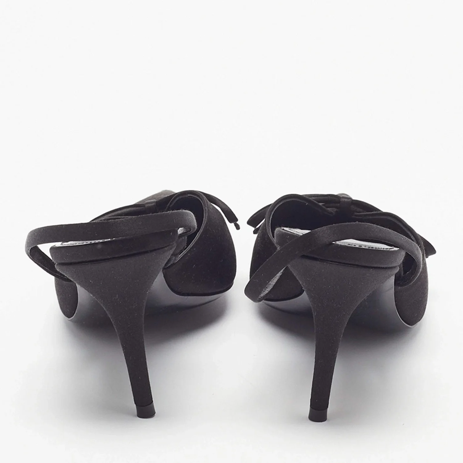 Balenciaga 刀尺寸 38.5 黑色缎面露背泵-