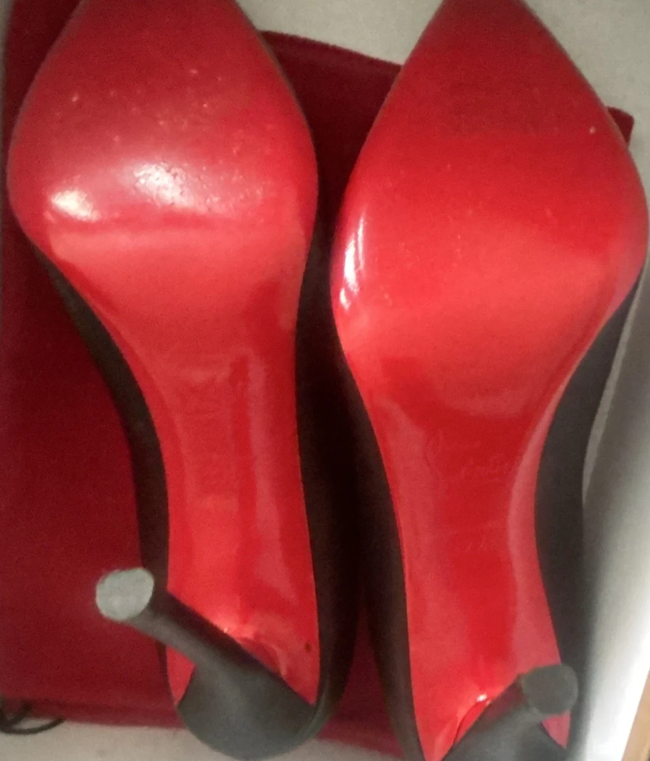Christian Louboutin 黑色皮革细高跟鞋红色鞋底女式 7.5 码-
